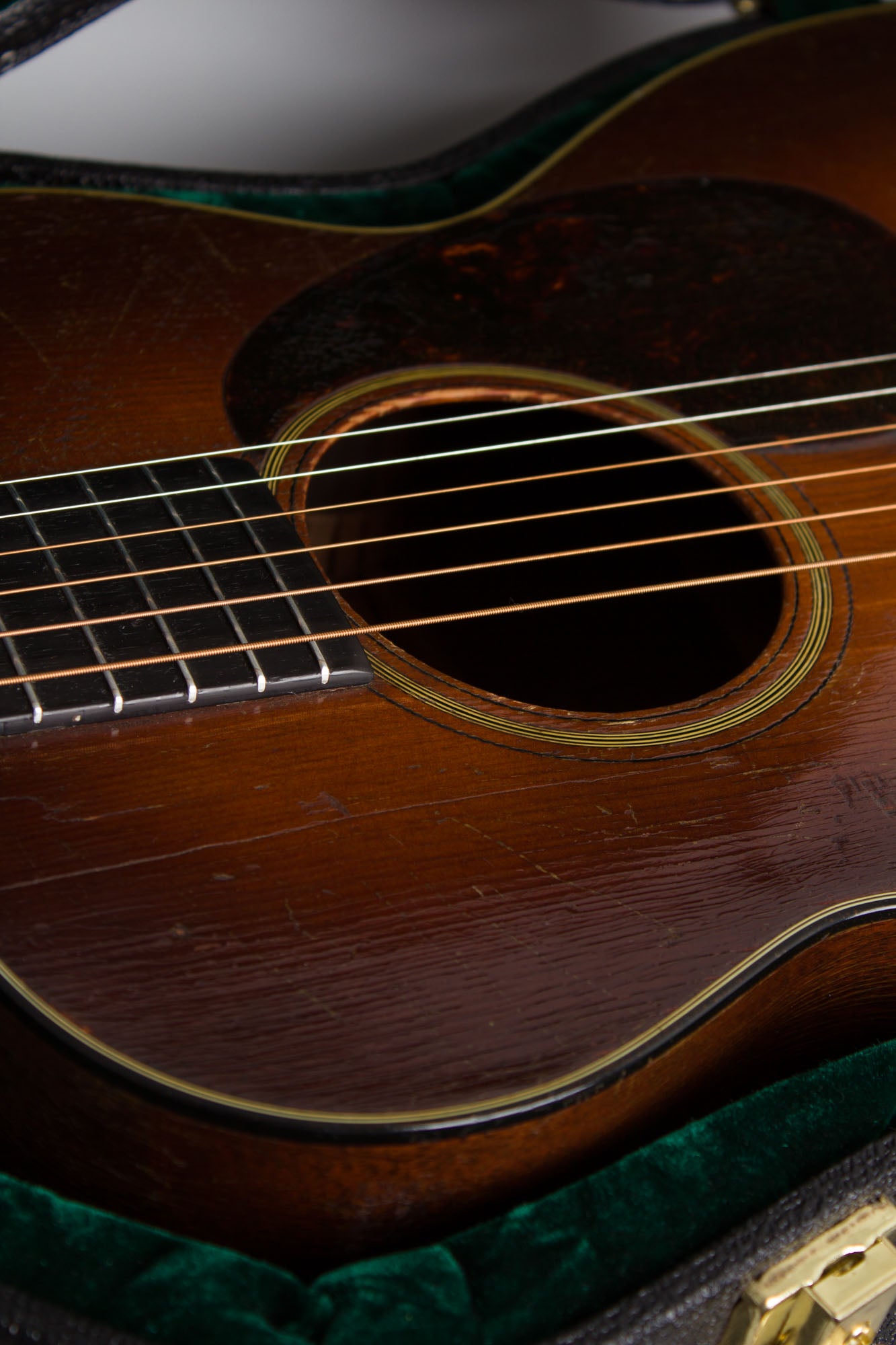 C. F. Martin 0-18 Shade Top Flat Top Acoustic Guitar (1932)
