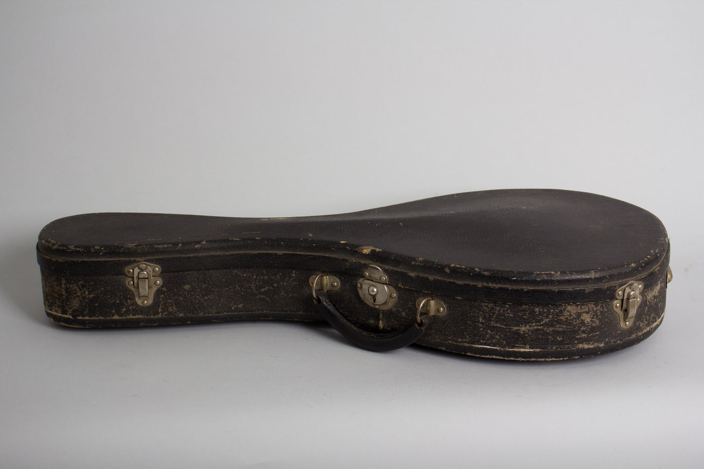 Vega Model 201 Flat Back, Bent Top Mandolin (1930)