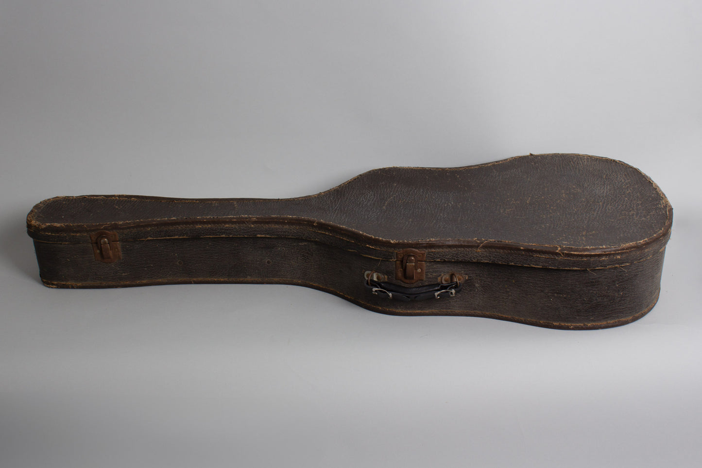 C. F. Martin 0-18T Flat Top Tenor Guitar (1943)