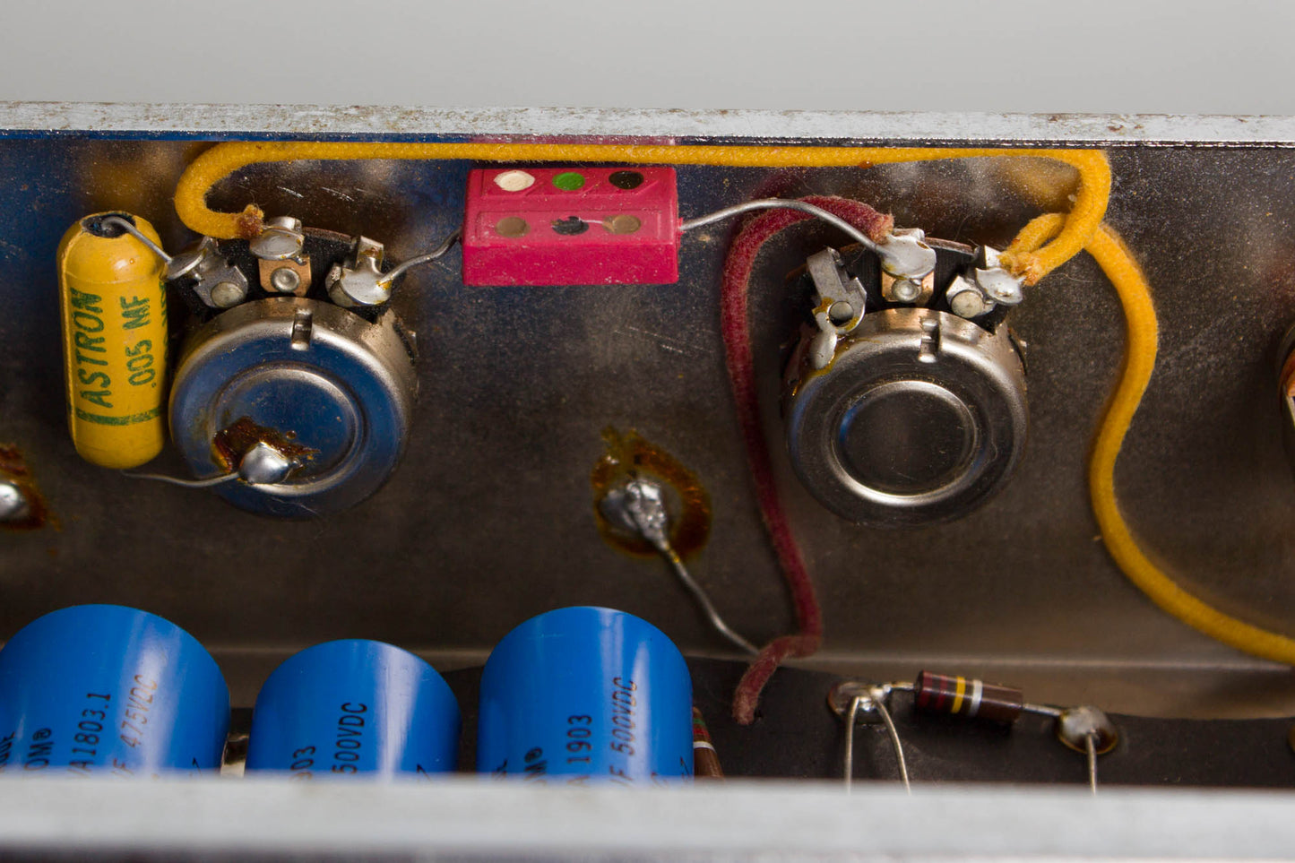 Fender White Tube Amplifier (1962)