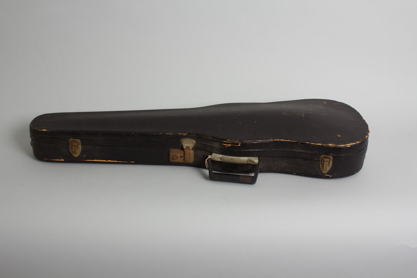 unlabelled Folk Violin (1920)