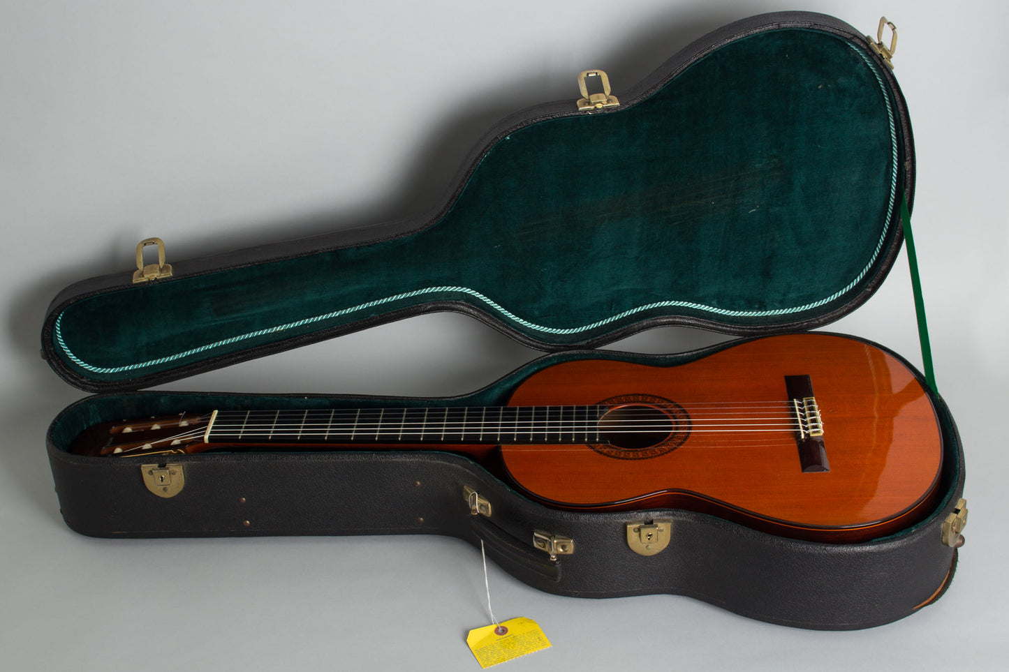 Jose Ramirez Classical Guitar (1969)