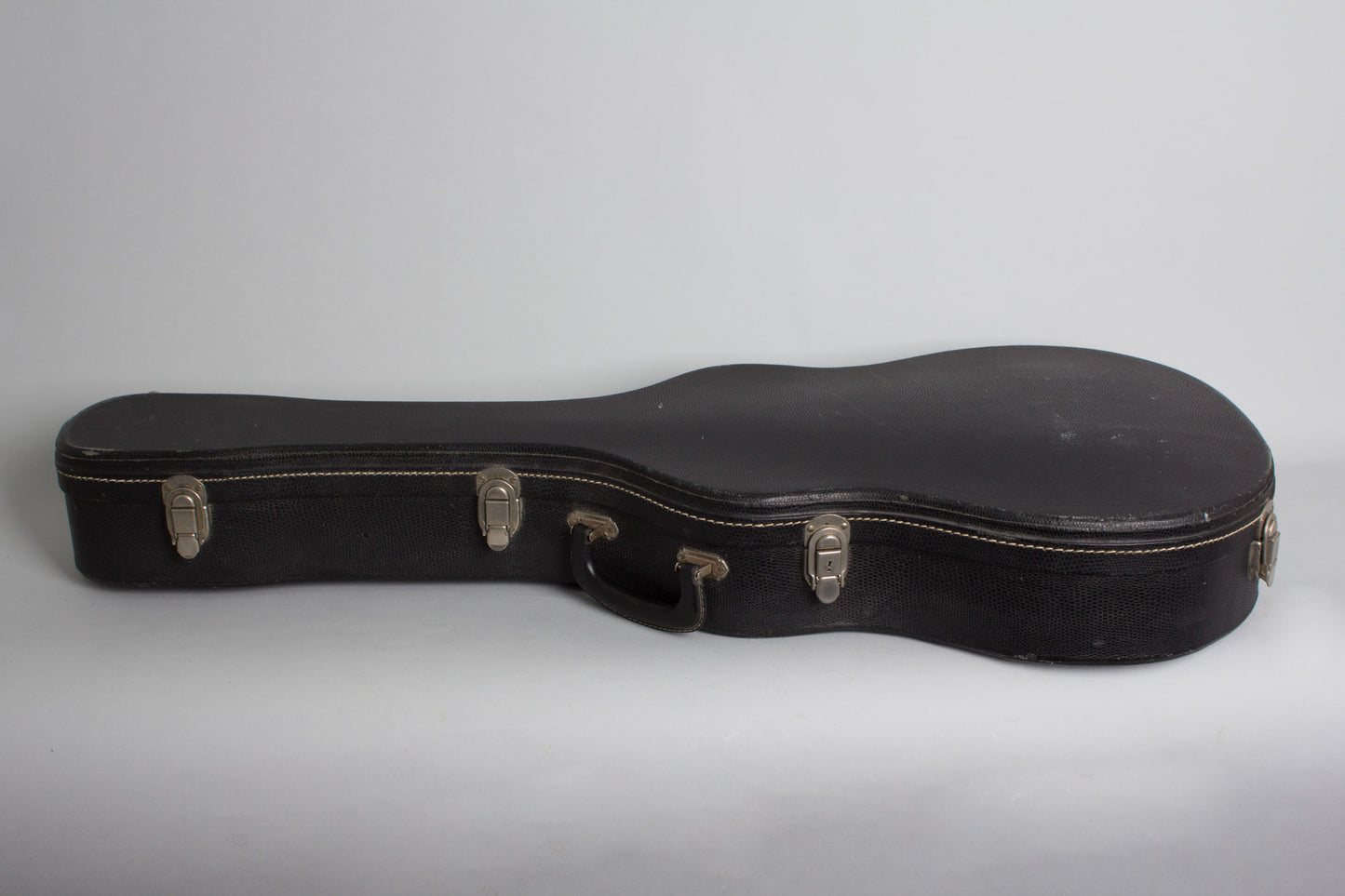 C. F. Martin 0-18T Flat Top Tenor Guitar (1966)