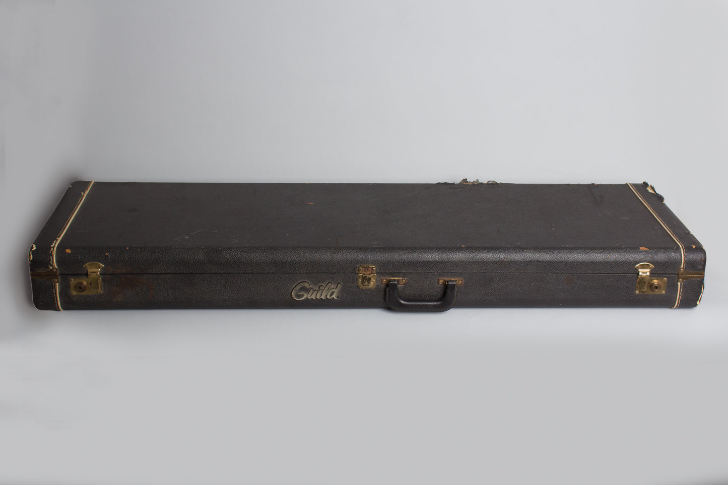 Guild B-302 Solid Body Electric Bass Guitar (1978)