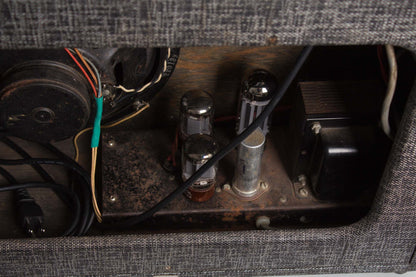 Supro Model 1690T Coronado Tube Amplifier (1961)