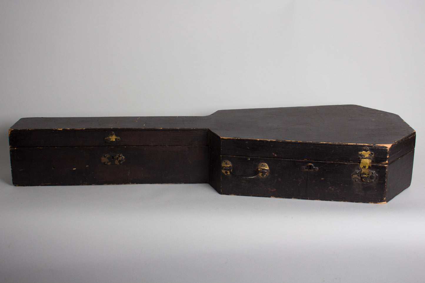 Wm. B. Tilton Style 3 Parlor Guitar (1860s)