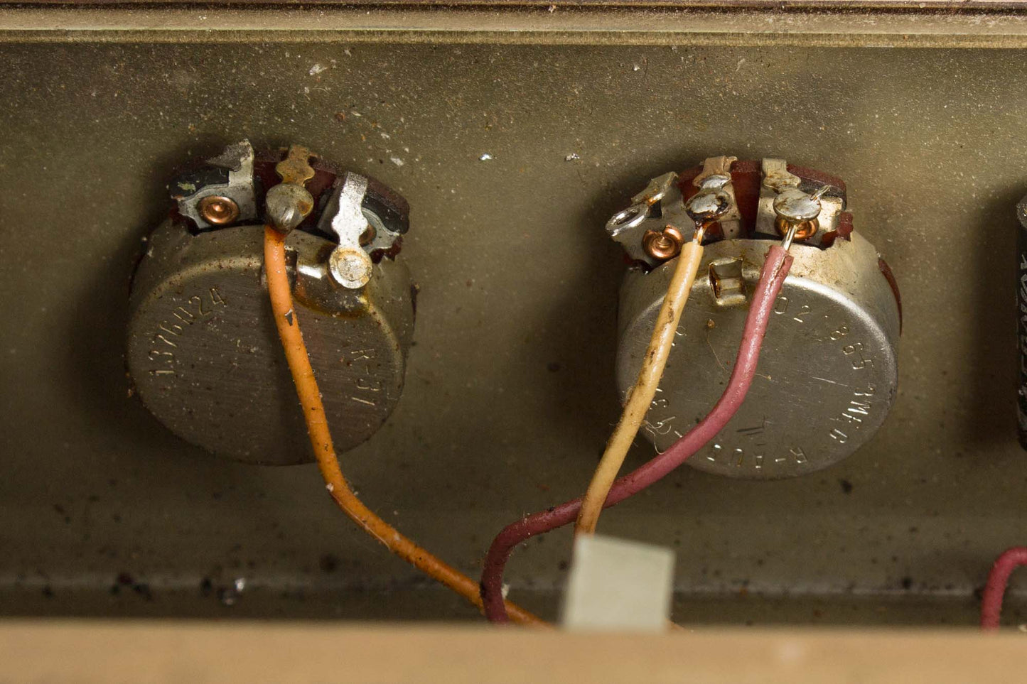 DeArmond R15T Tube Amplifier (1960)