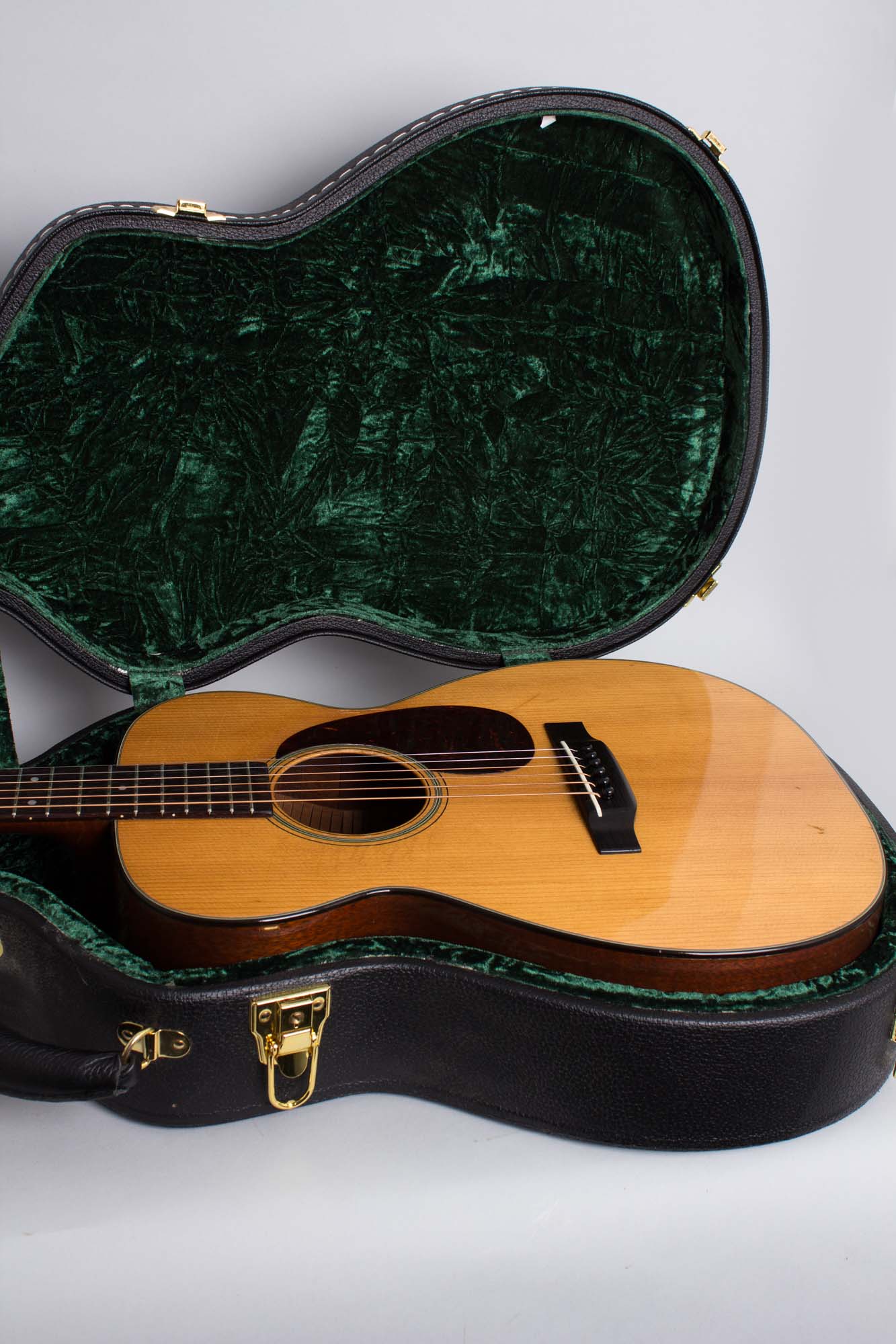 C. F. Martin 0-18 Flat Top Acoustic Guitar (1950)