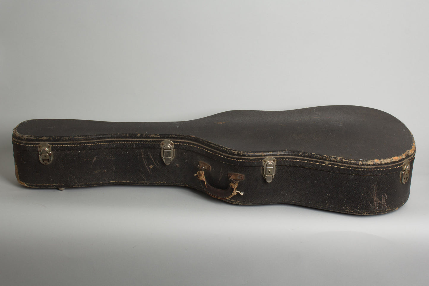 C. F. Martin D-18 Flat Top Acoustic Guitar (1947)