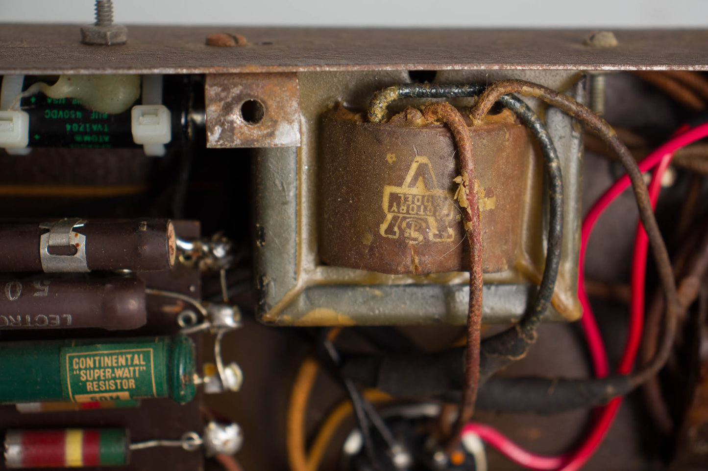 Gibson EH-100/ Recording King Model 1022 Tube Amplifier (1938)
