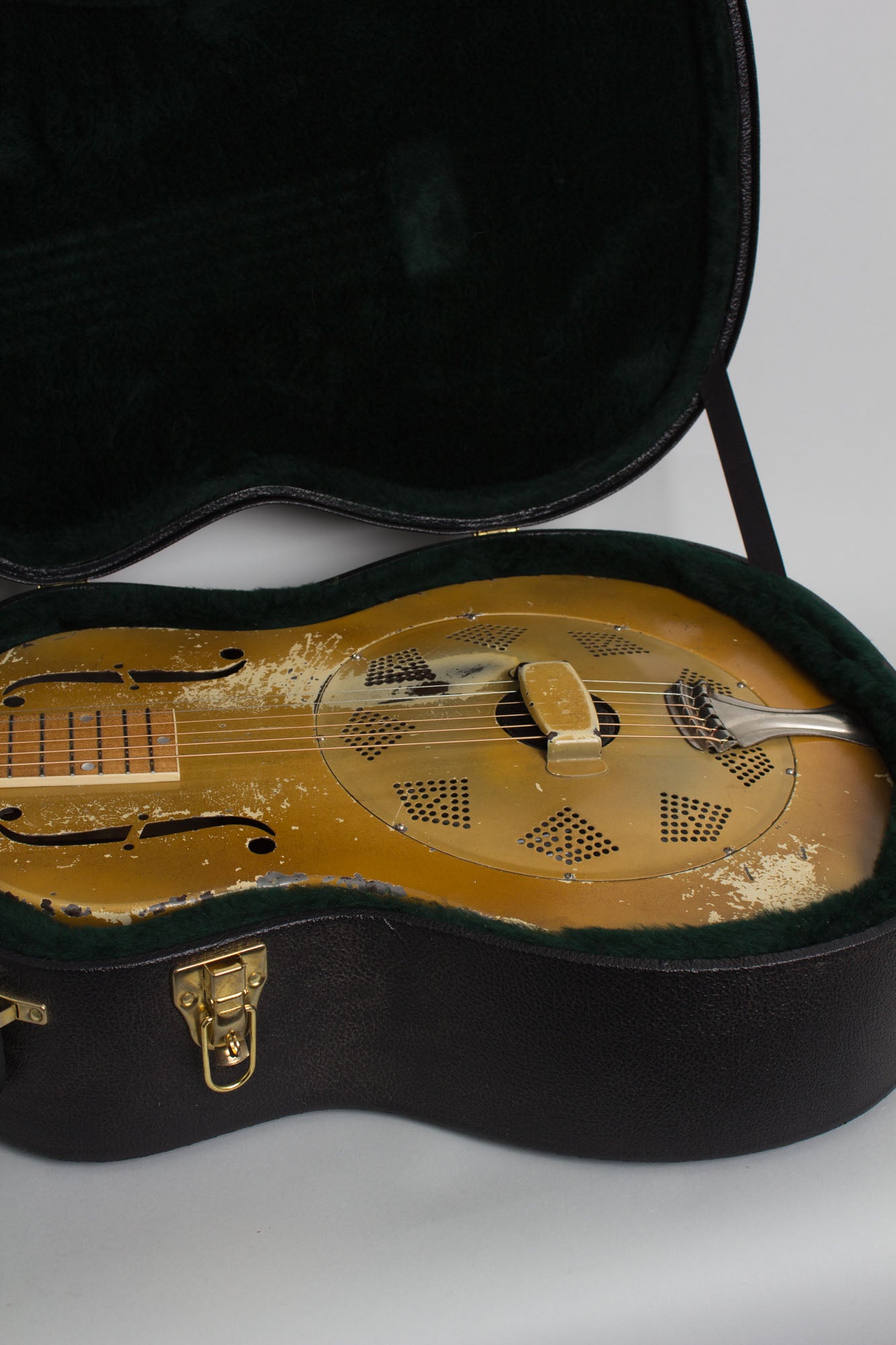 National Triolian Resophonic Guitar (1931)