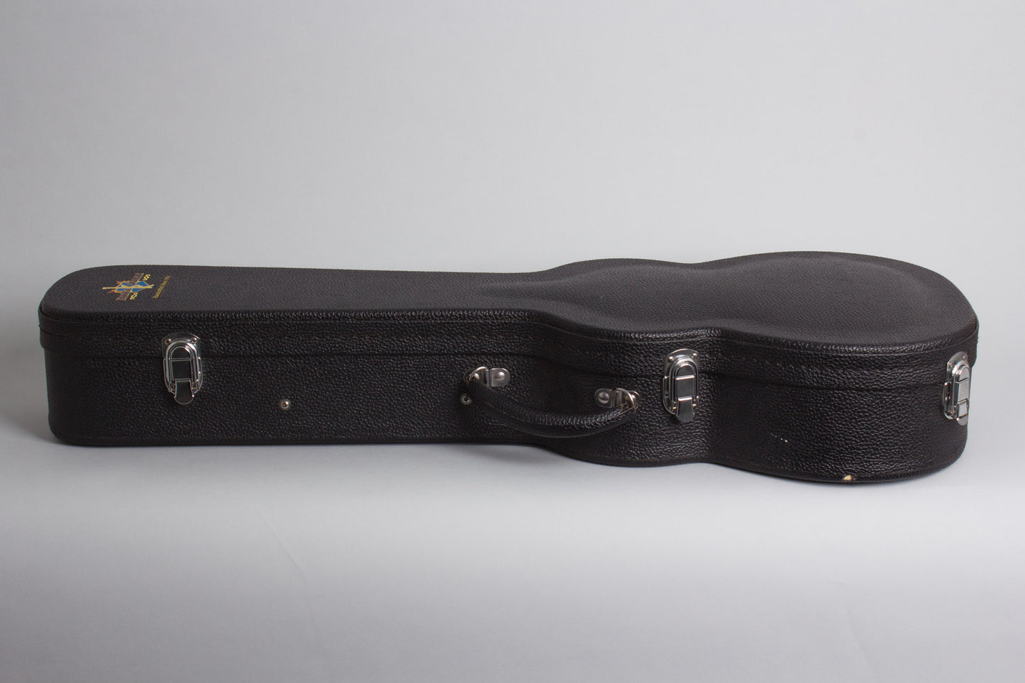 Kamaka HF-4 Baritone Ukulele (2015)