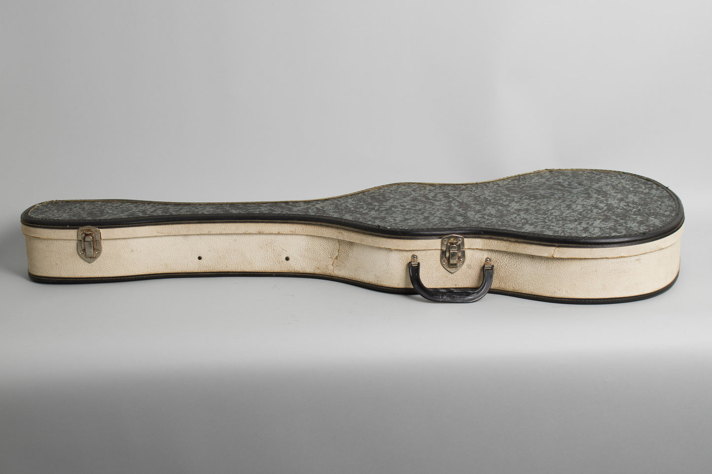 Airline Model 7227 Arch Top Hollow Body Electric Guitar (1961)