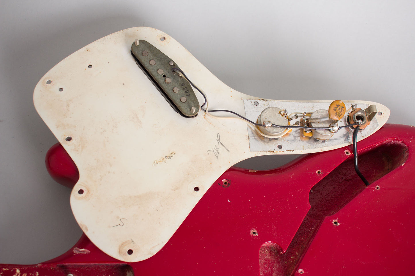Fender Musicmaster Bass Solid Body Electric Bass Guitar (1975)