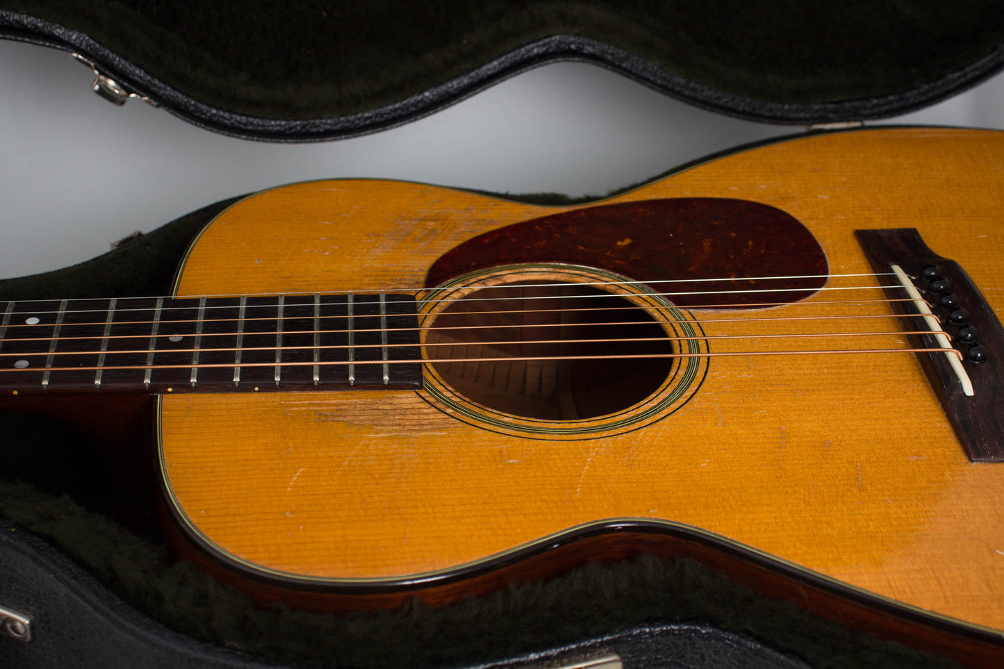 C. F. Martin 0-18 Flat Top Acoustic Guitar (1951)