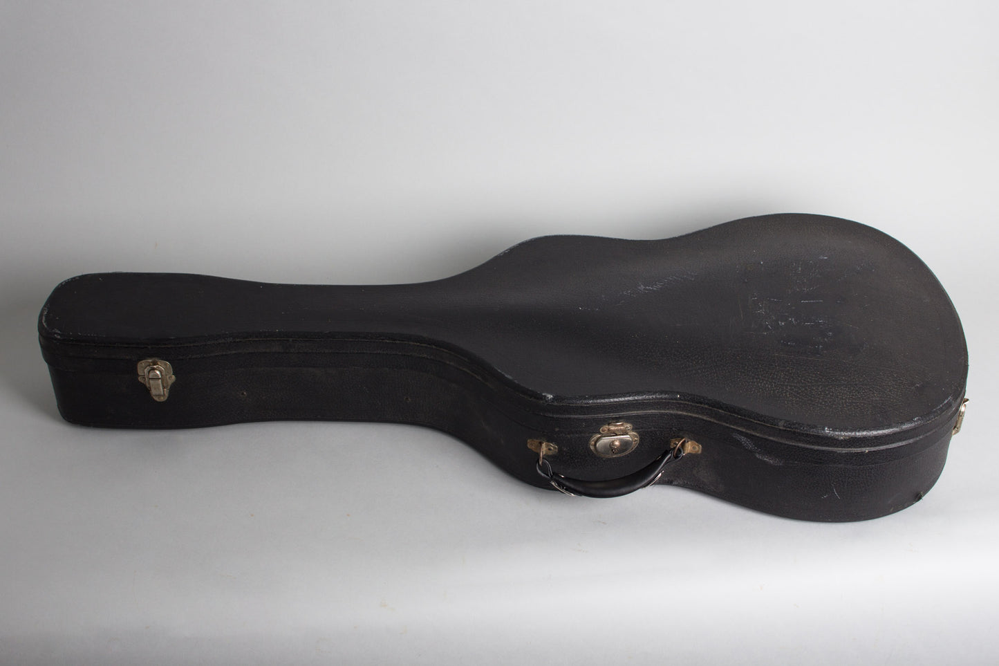 C. F. Martin 000-28 Flat Top Acoustic Guitar (1946)