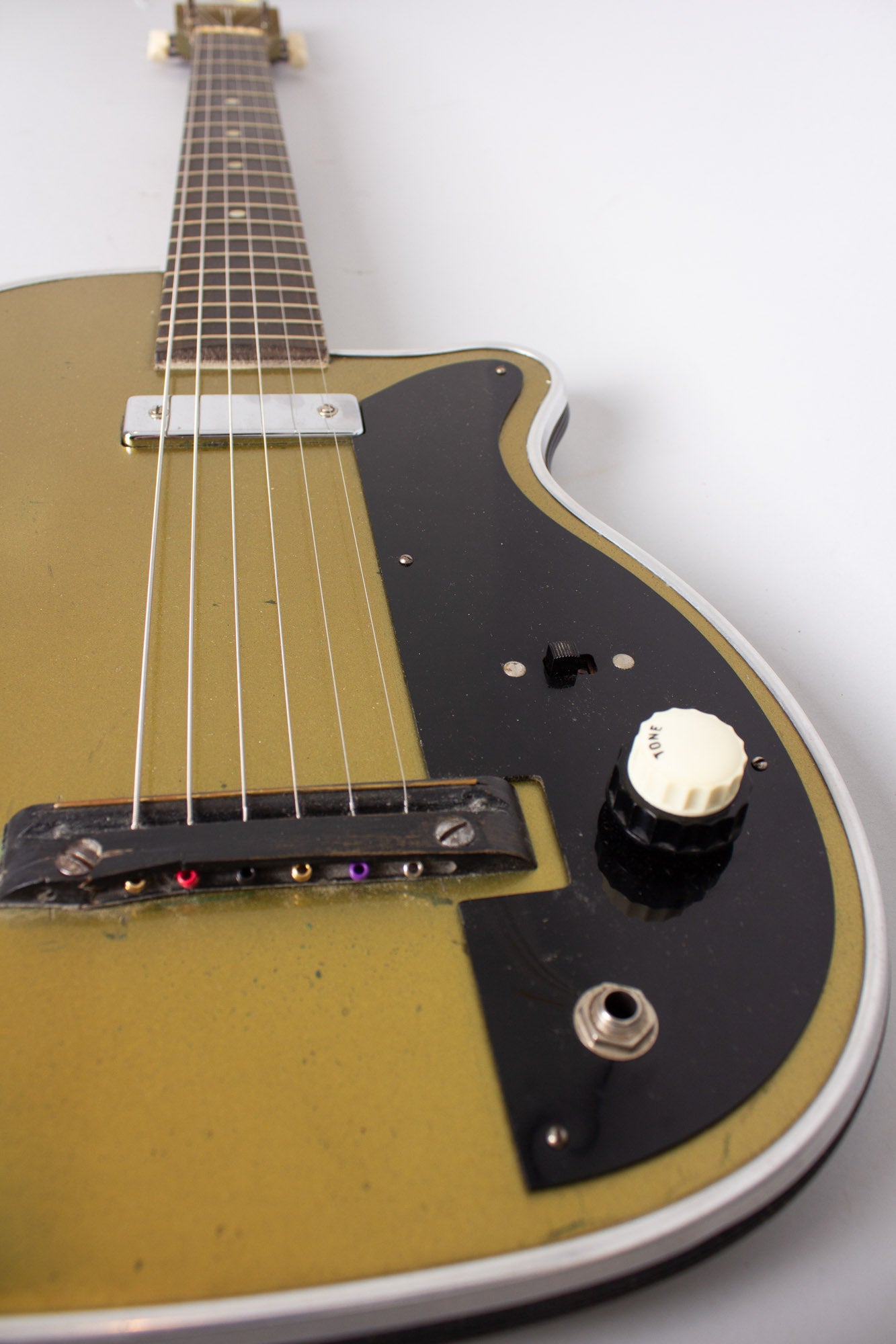 Harmony Silvertone Stratotone Newport Model H-42/2 Solid Body Electric Guitar (1956)
