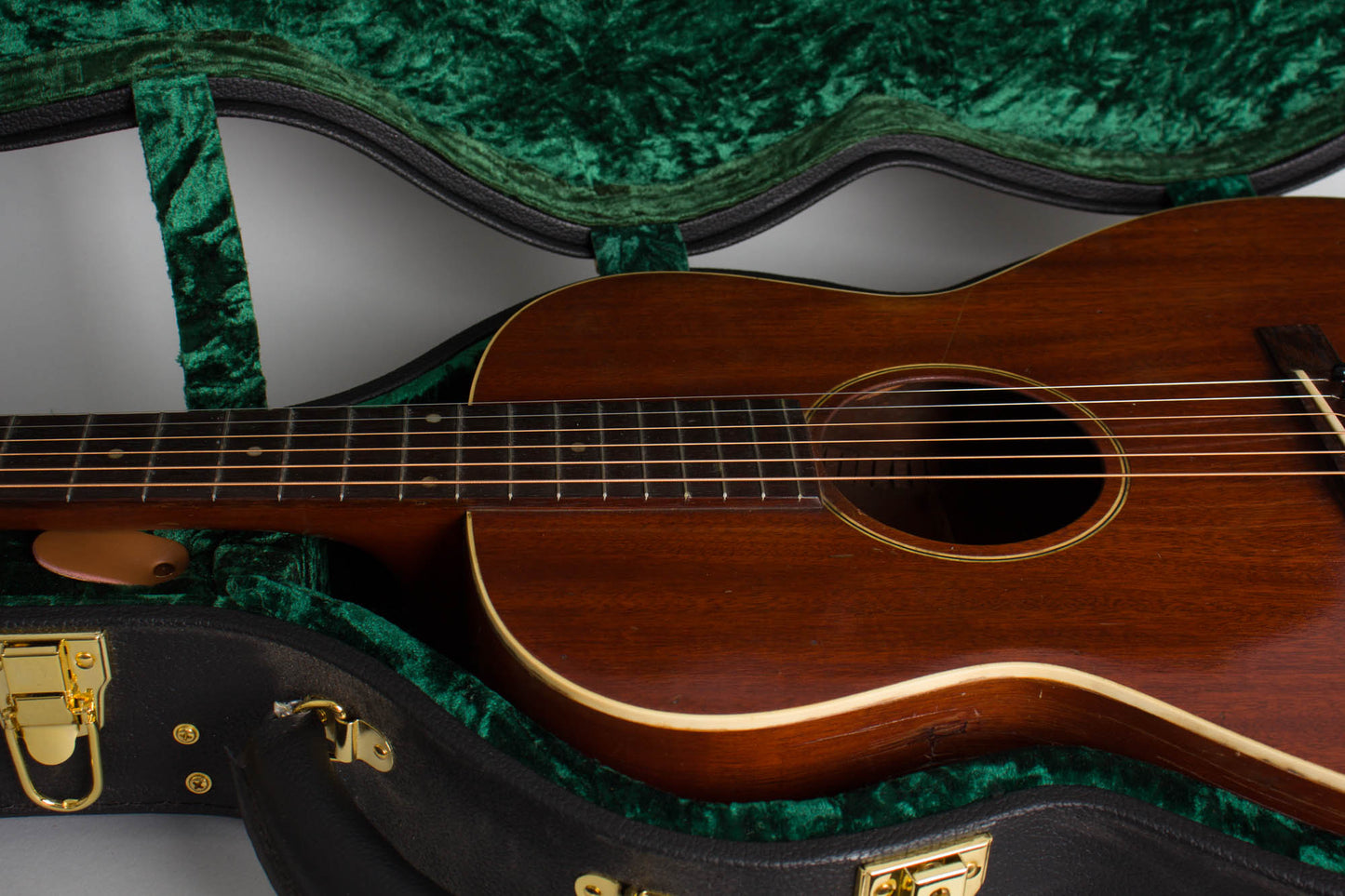 Gibson L-0 Flat Top Acoustic Guitar (1930)