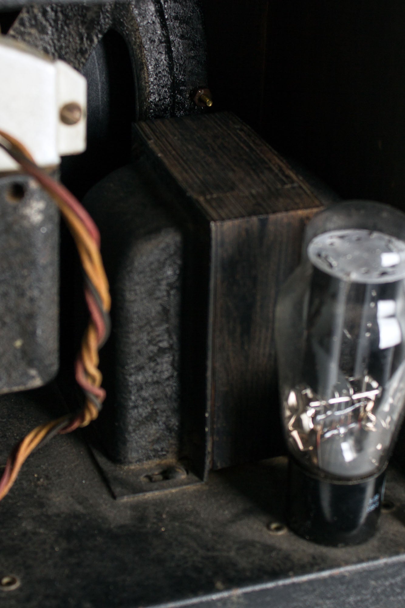 Dobro Tube Amplifier (1935)
