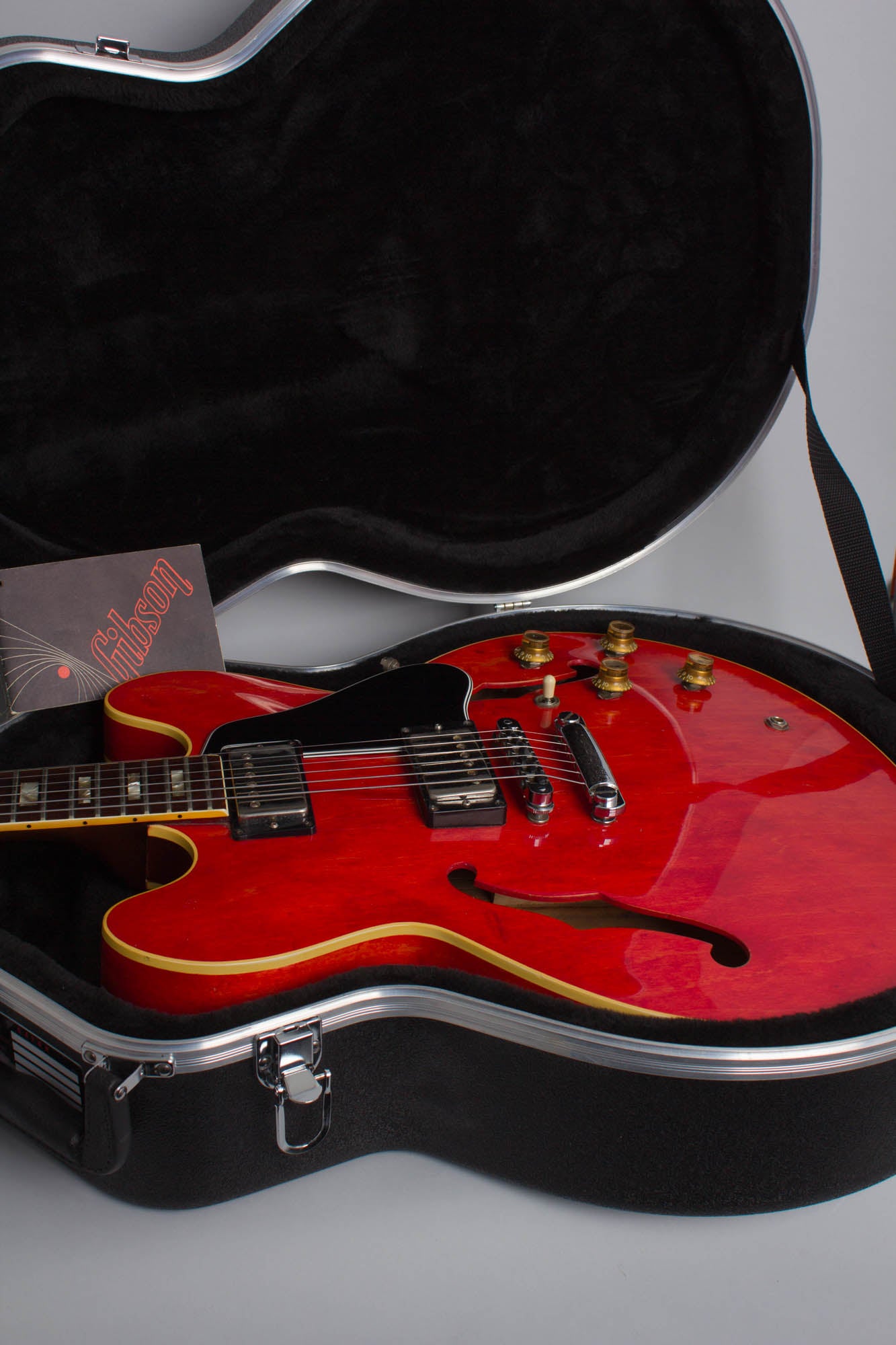 Gibson ES-335TDC Semi-Hollow Body Electric Guitar (1974)