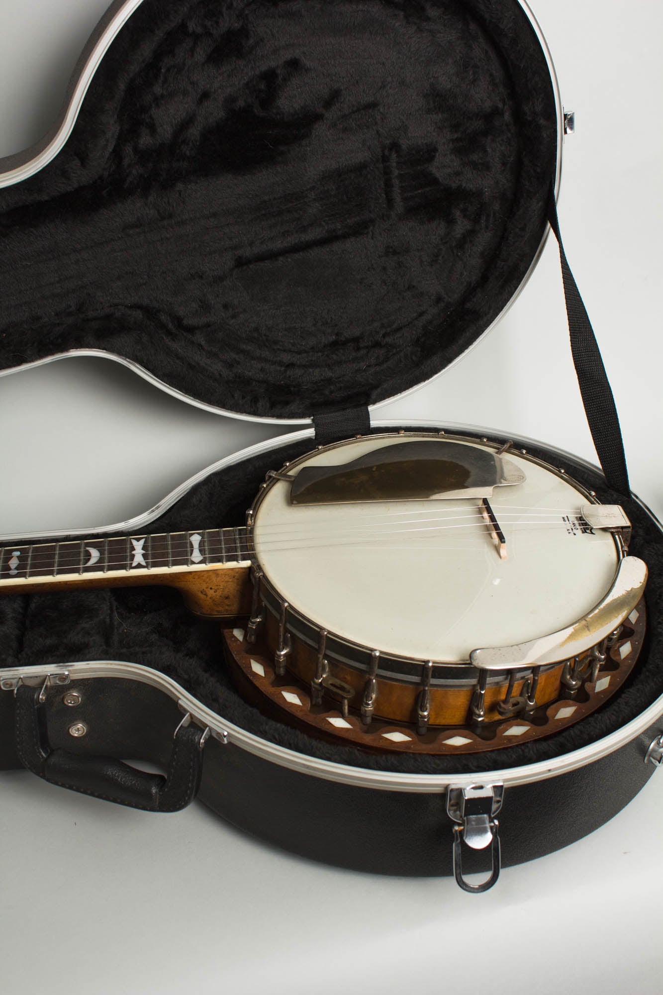 Lyon & Healy Plectrum Banjo (1925)
