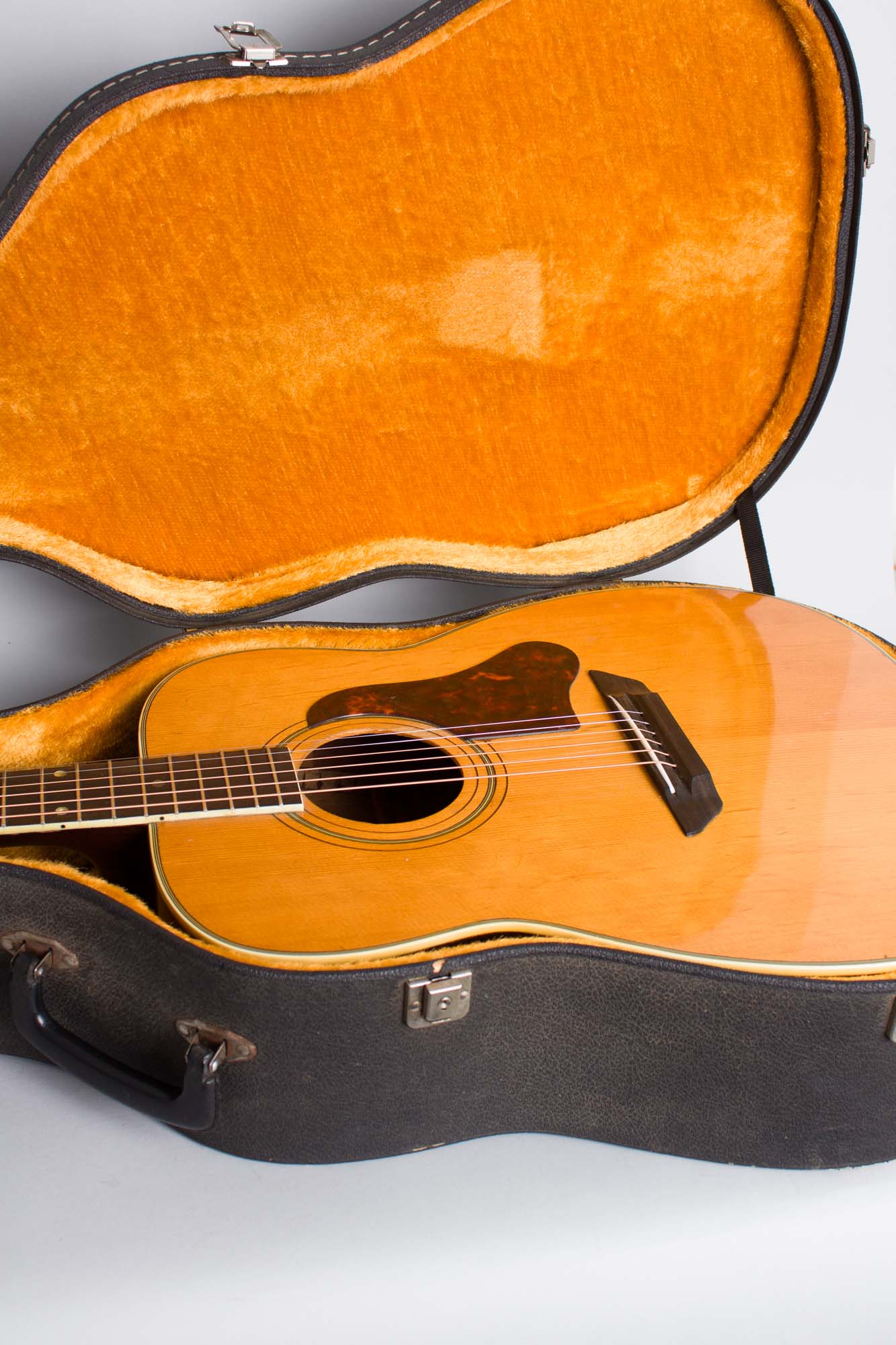 Harmony Regal Model R-235 Jumbo Flat Top Acoustic Guitar (1964)