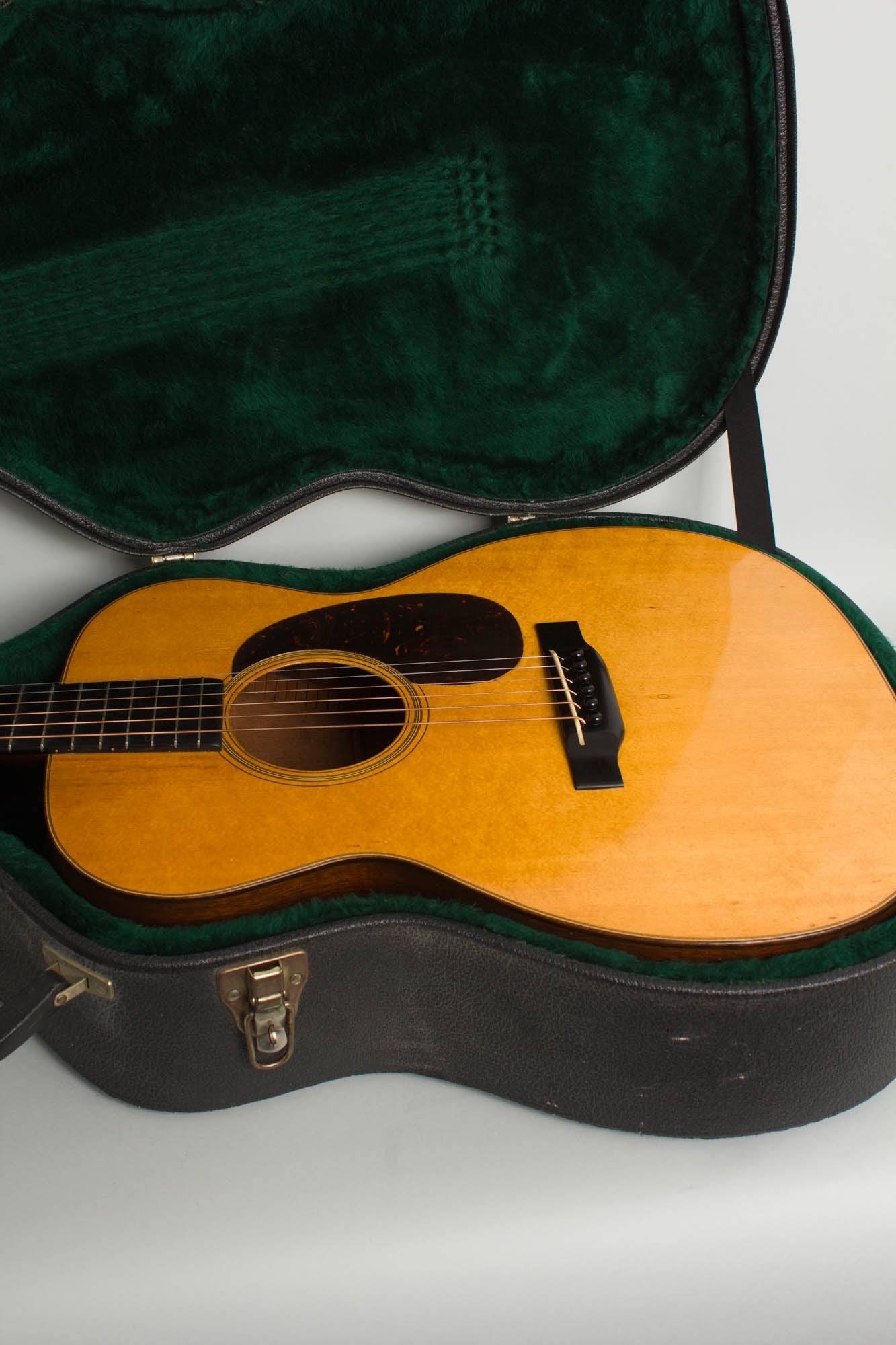 C. F. Martin OM-18 Flat Top Acoustic Guitar (1931)