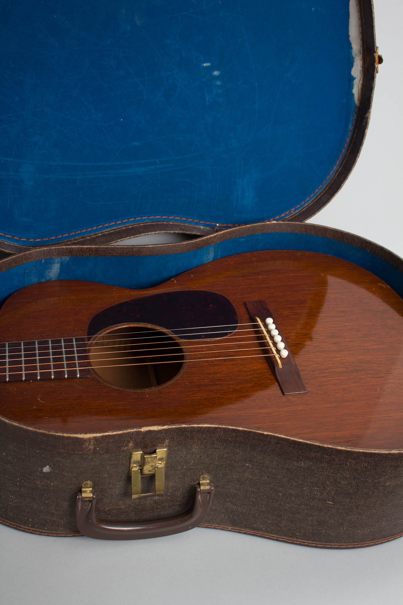 C. F. Martin 00-17 Flat Top Acoustic Guitar (1950)