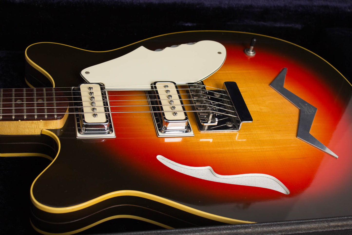 Micro-Frets Wanderer Semi-Hollow Body Electric Guitar (1969)