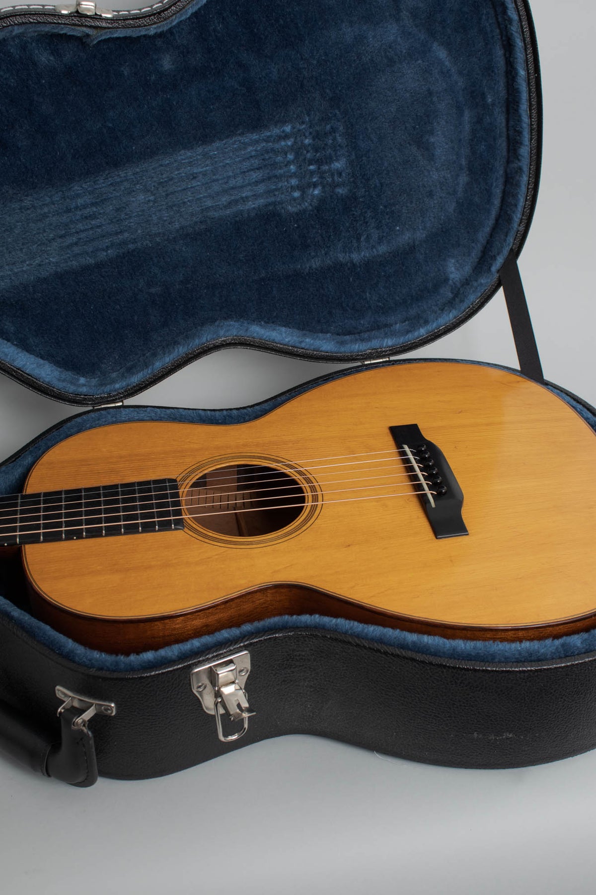 C. F. Martin 00-18 Flat Top Acoustic Guitar (1929)