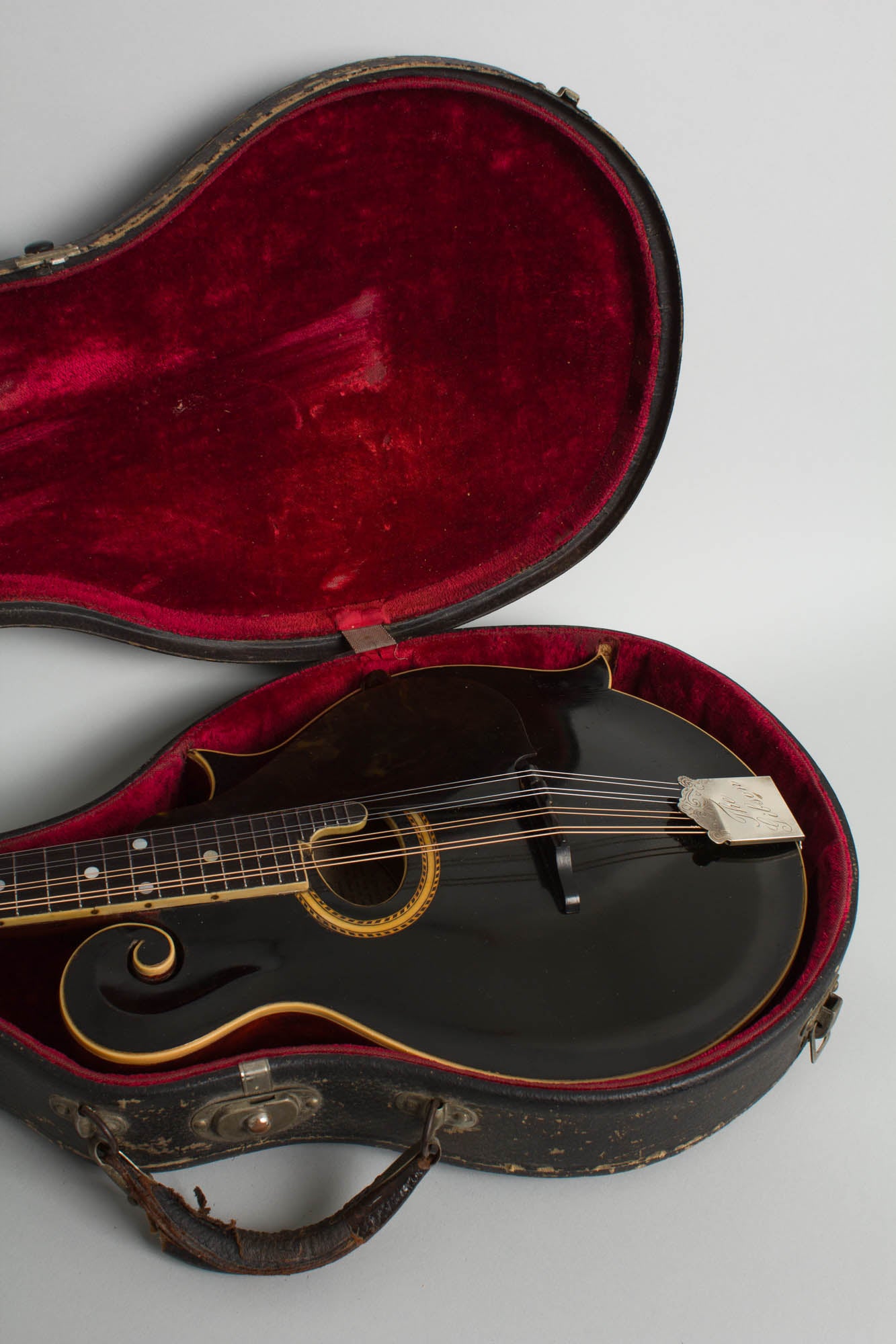 Gibson F-2 Carved Top Mandolin (1912)