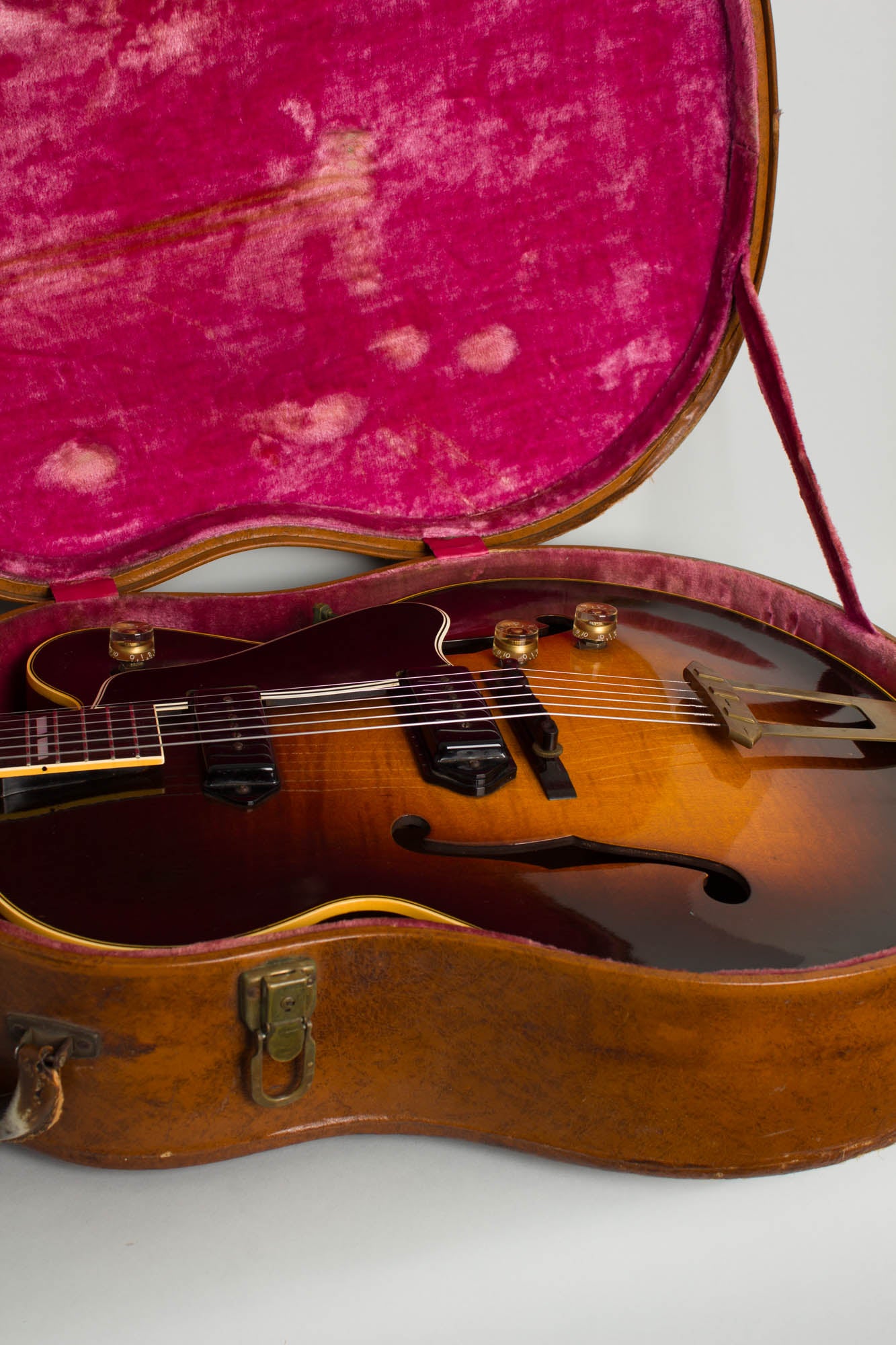 Gibson ES-350 Arch Top Hollow Body Electric Guitar (1951)