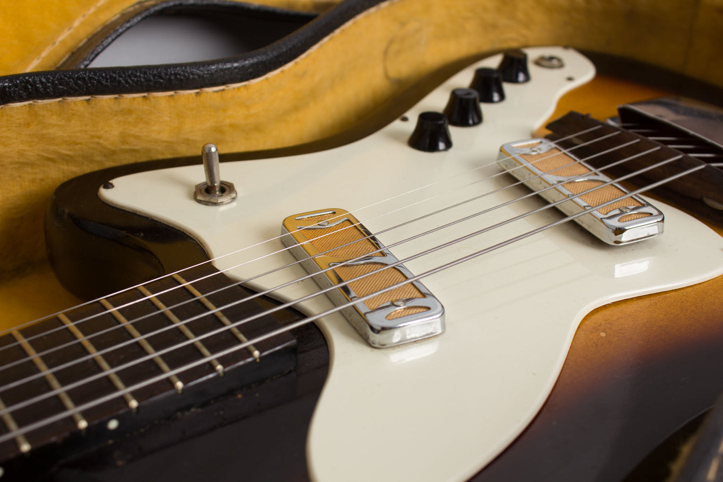 Harmony H-15 Silhouette Solid Body Electric Guitar (1965)