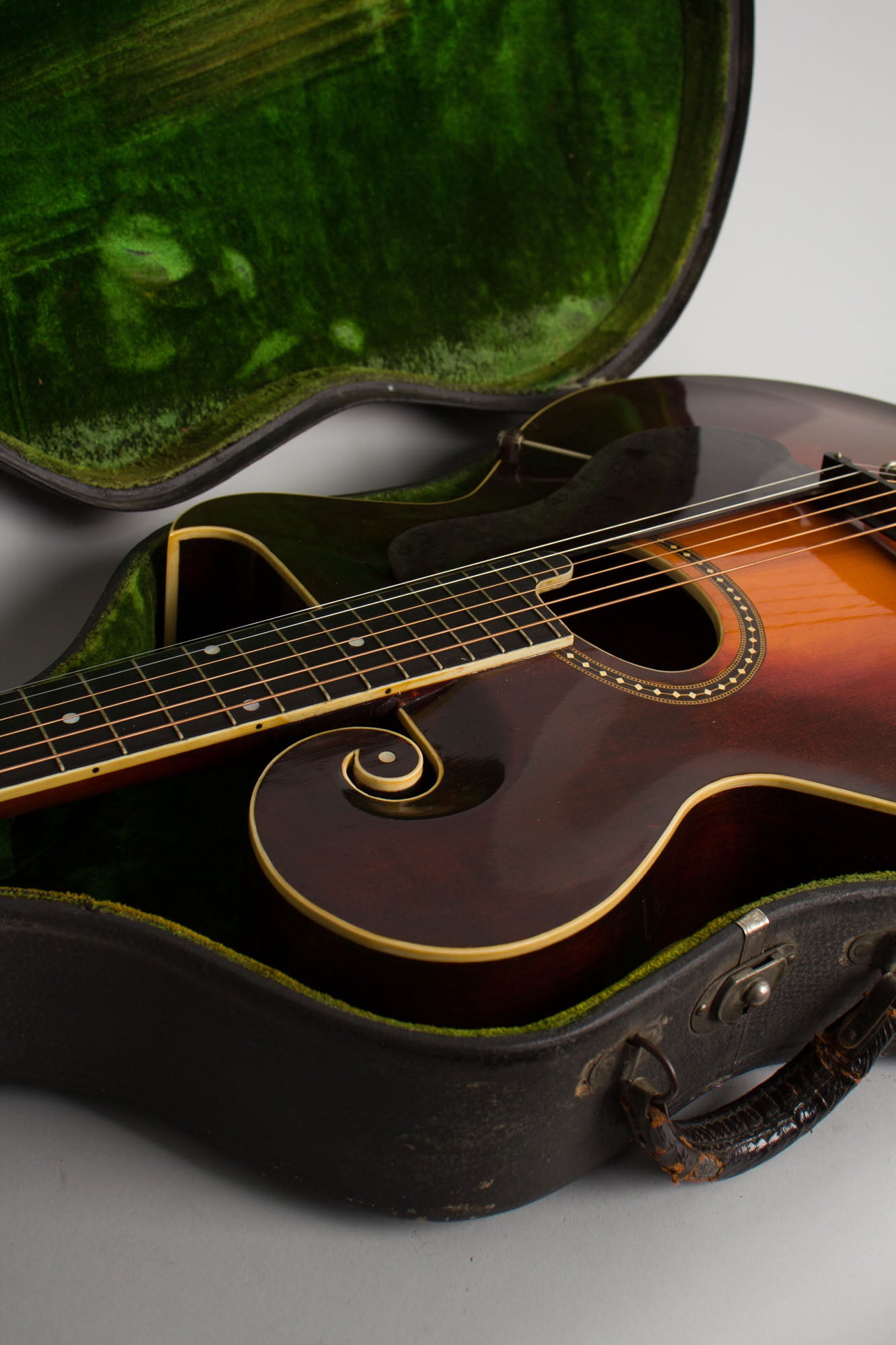 Gibson Style O Artist Arch Top Acoustic Guitar (1923)