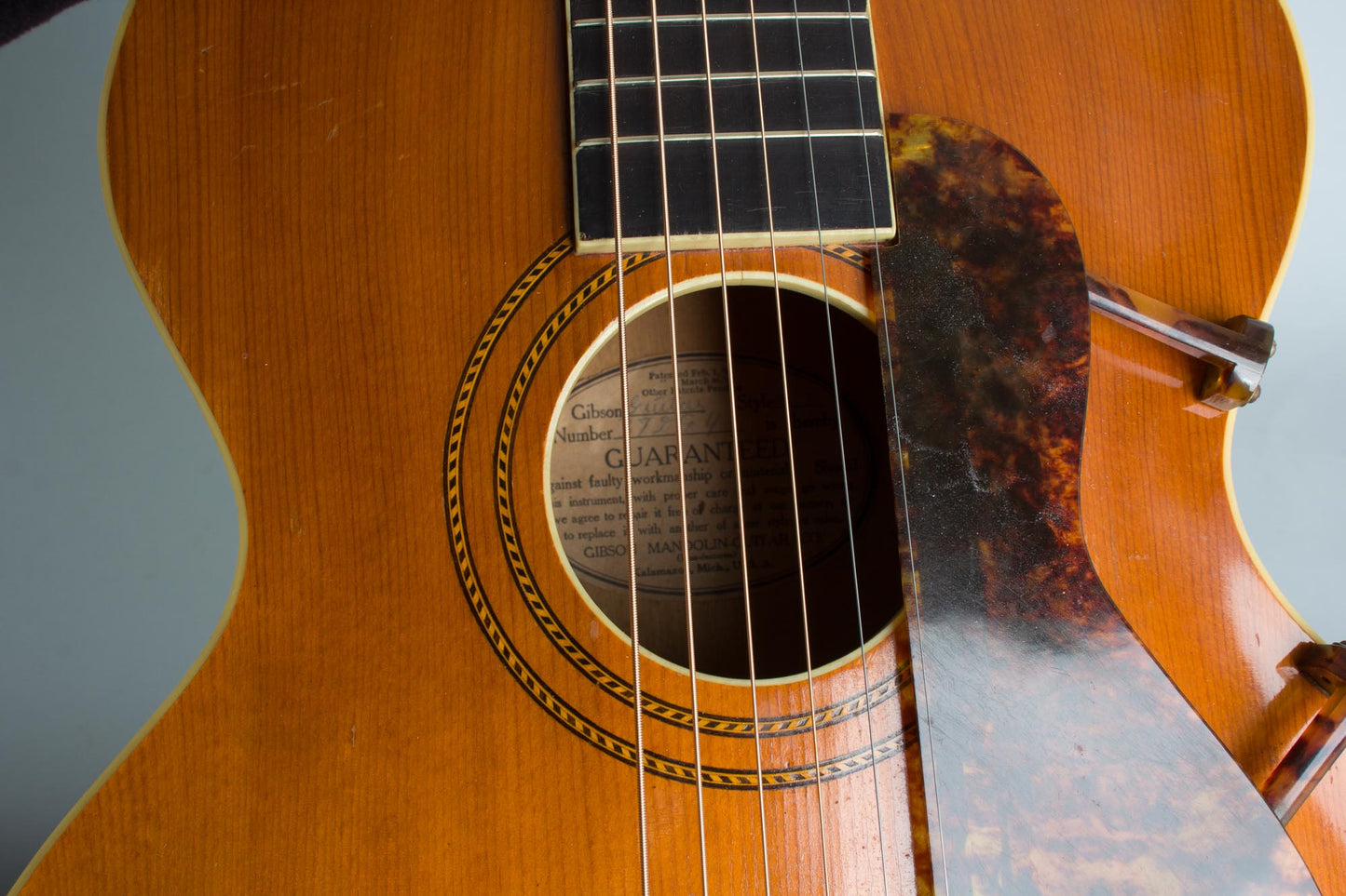 Gibson L-1 Arch Top Acoustic Guitar (1916)
