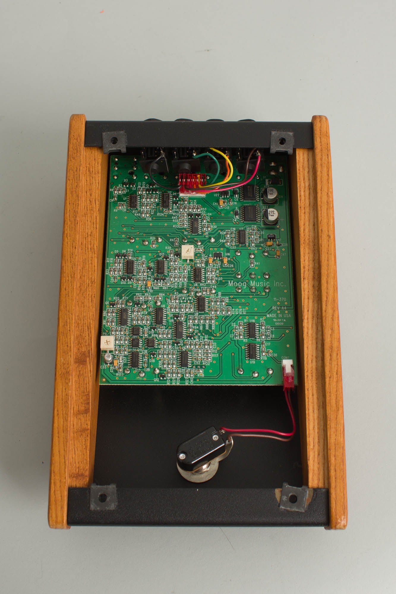Moog Moogerfooger MF-107 FreqBox Filter Effect (2010s)