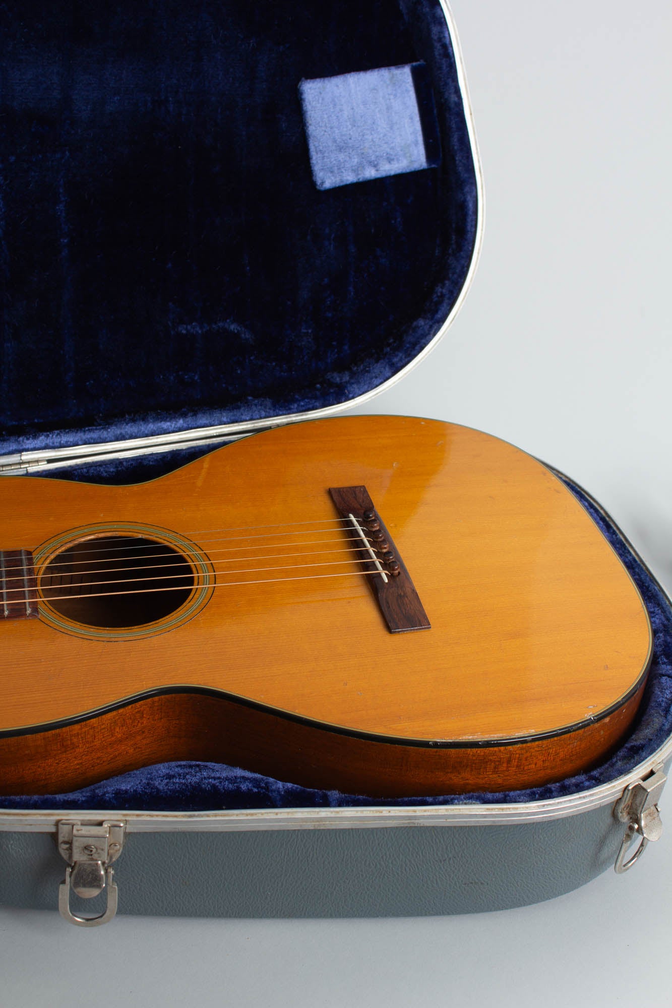 C. F. Martin 0-16NY Flat Top Acoustic Guitar (1973)
