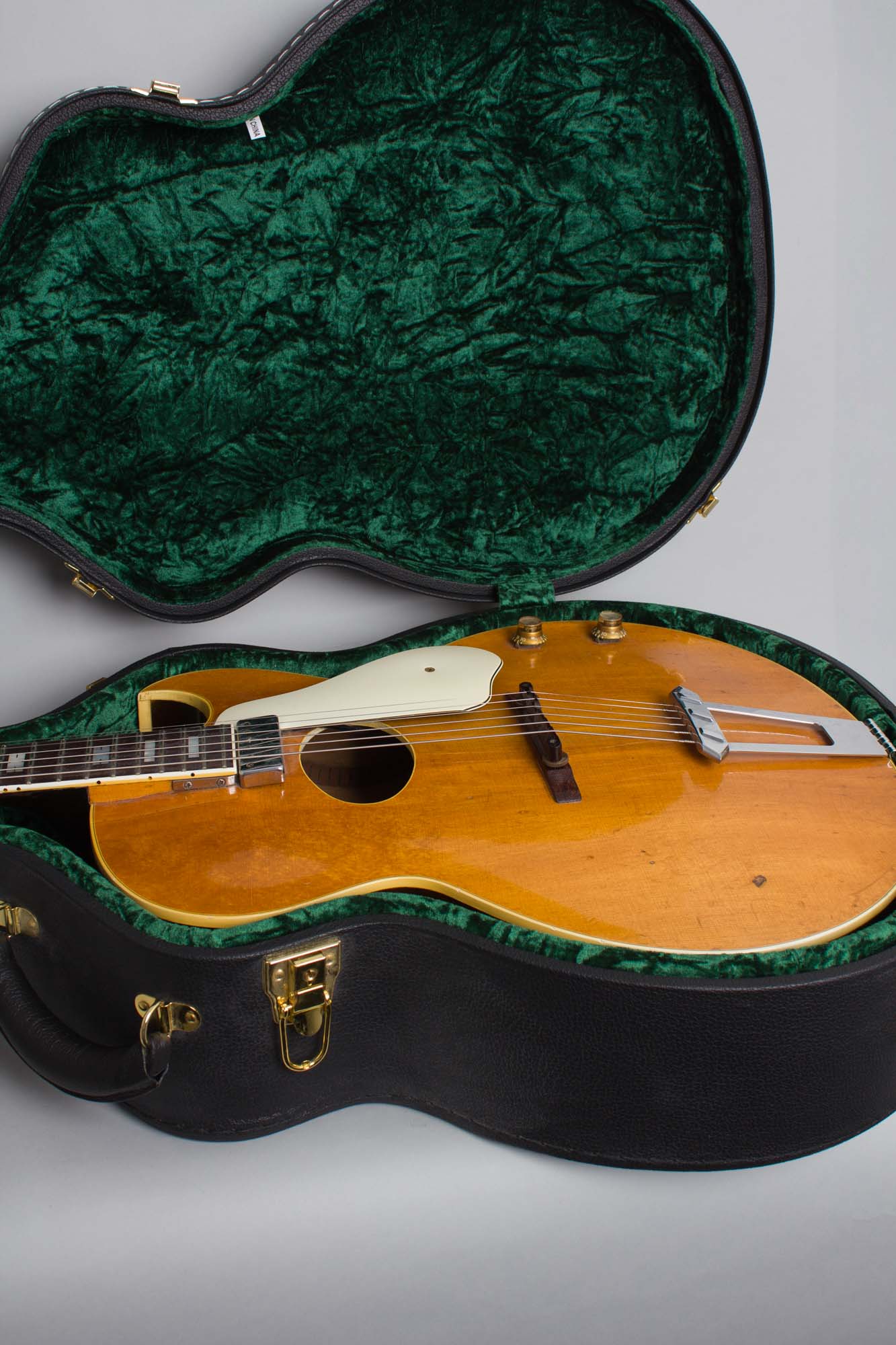 Epiphone Howard Roberts Acoustic/Electric Arch Top Acoustic Guitar (1966)
