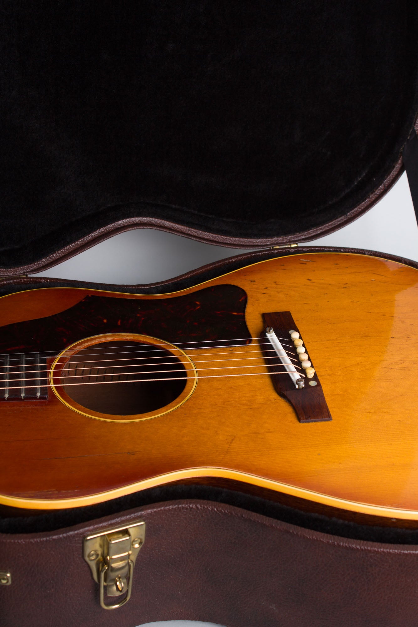 Gibson LG-2 Flat Top Acoustic Guitar (1961)