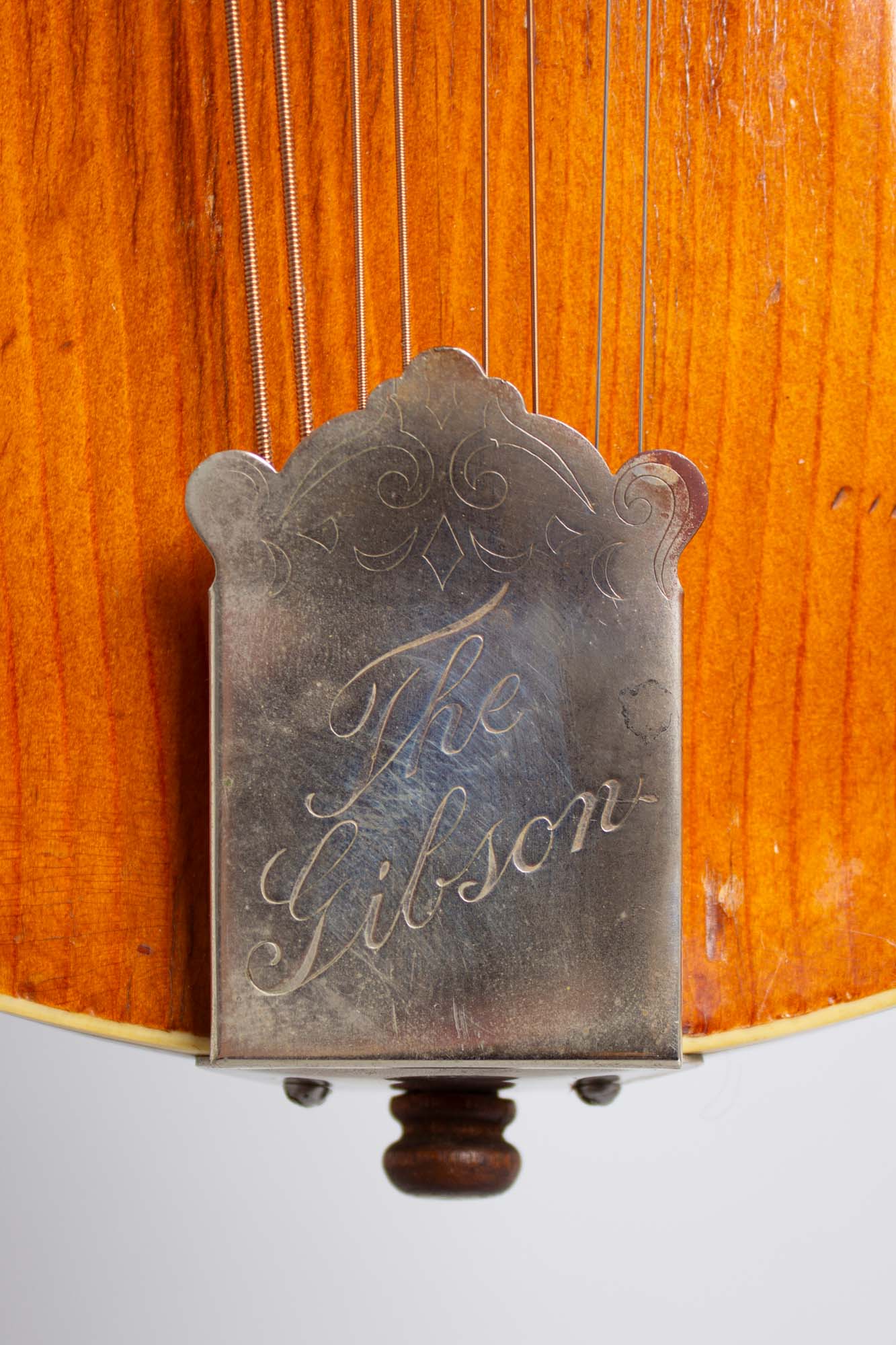 Gibson Style H-1 Carved Top Mandola (1915)