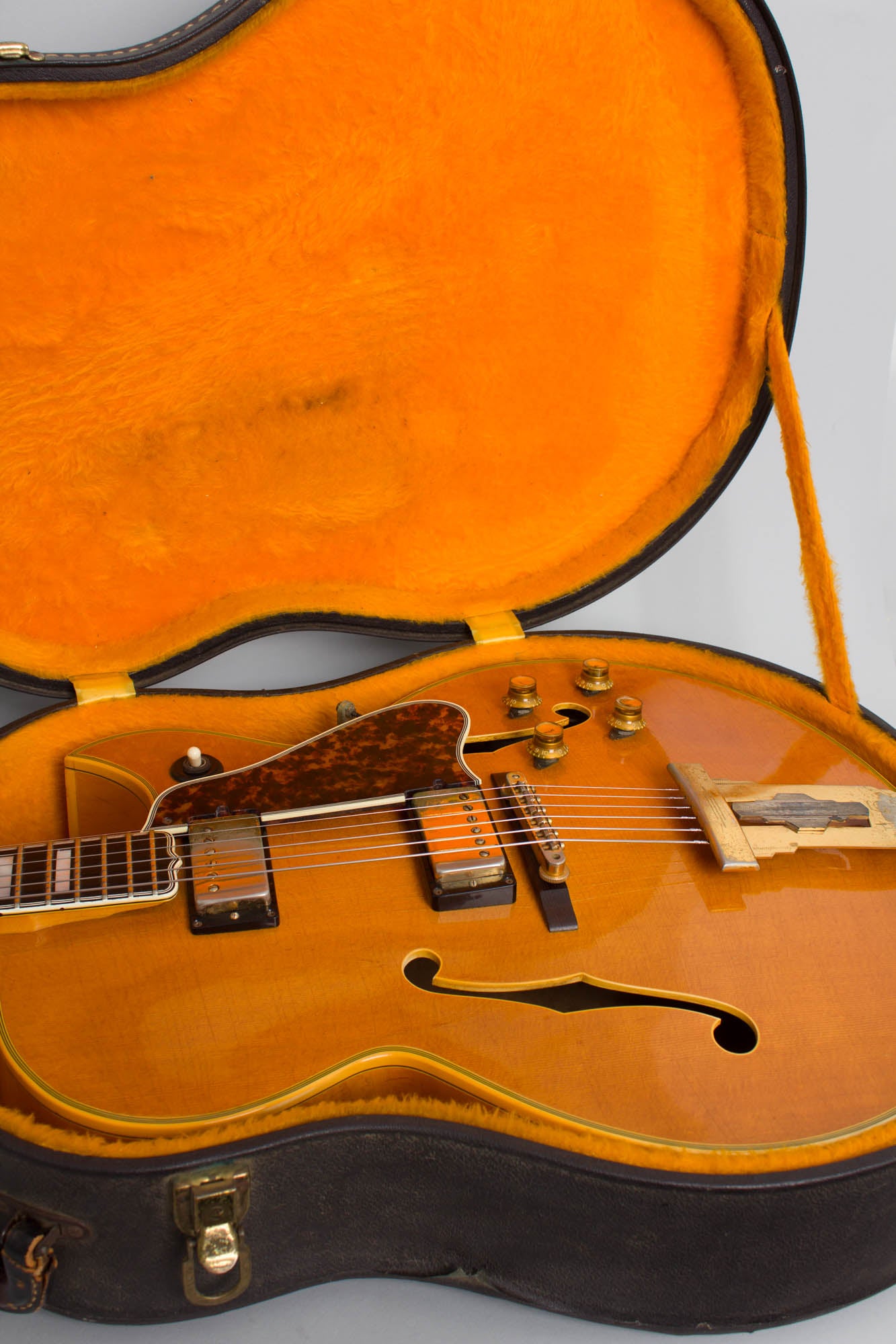 Gibson L-5CESN Arch Top Hollow Body Electric Guitar (1968)