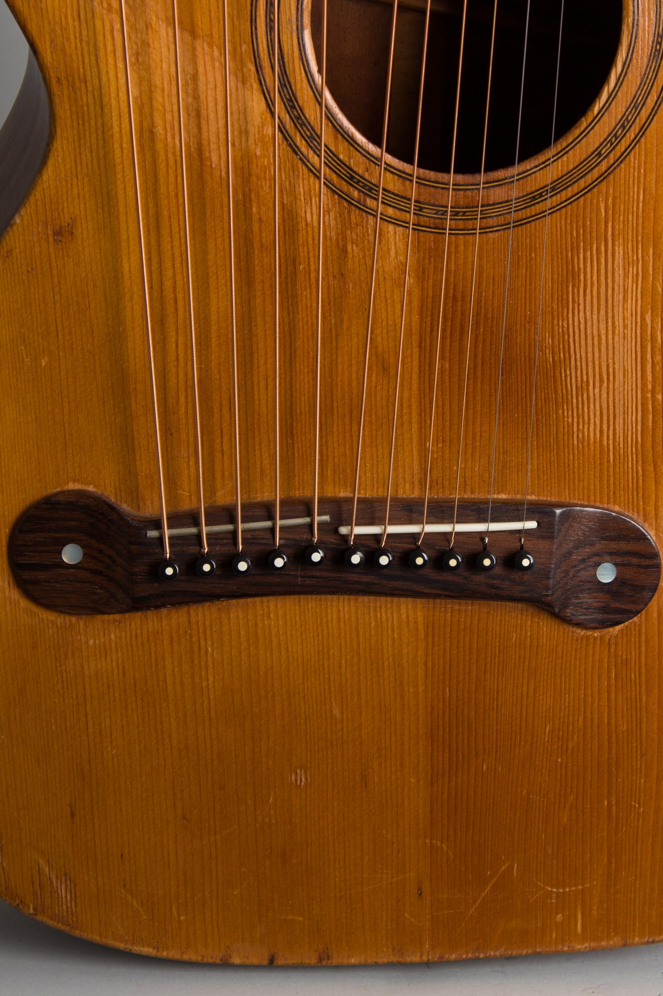 Larson Brothers Dyer Symphony #4 Harp Guitar (1910)