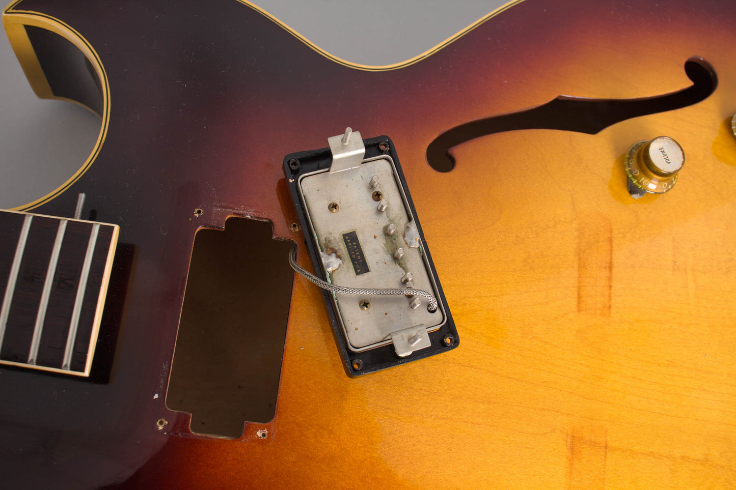 Gibson ES-175 Arch Top Hollow Body Electric Guitar (1961)