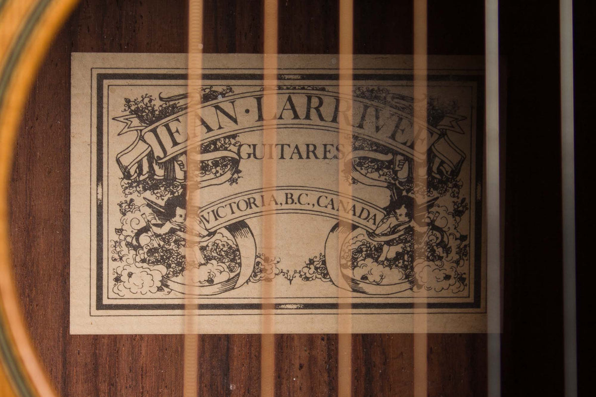Larrivee L-09 Flat Top Acoustic Guitar (1990)