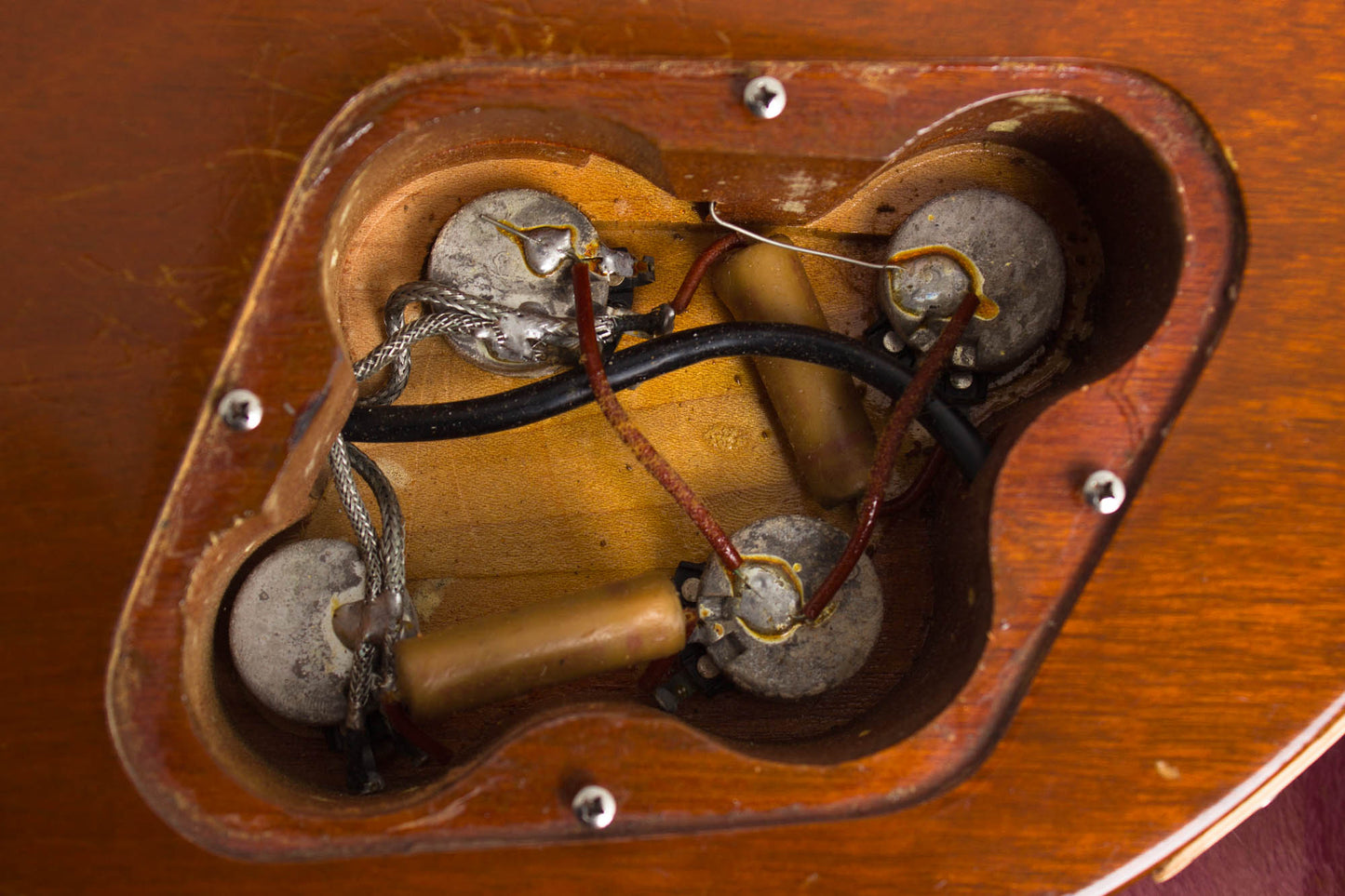 Gibson Les Paul Model Solid Body Electric Guitar (1953)