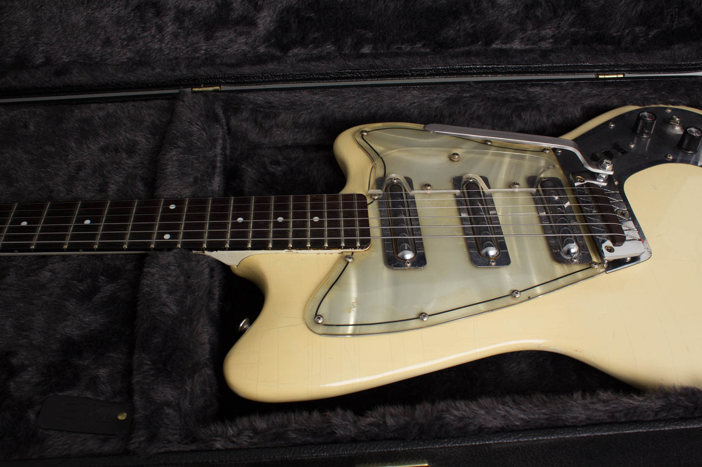 Danelectro Dane D3V Solid Body Electric Guitar (1967)