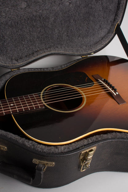 Gibson J-45 Banner Flat Top Acoustic Guitar (1943)