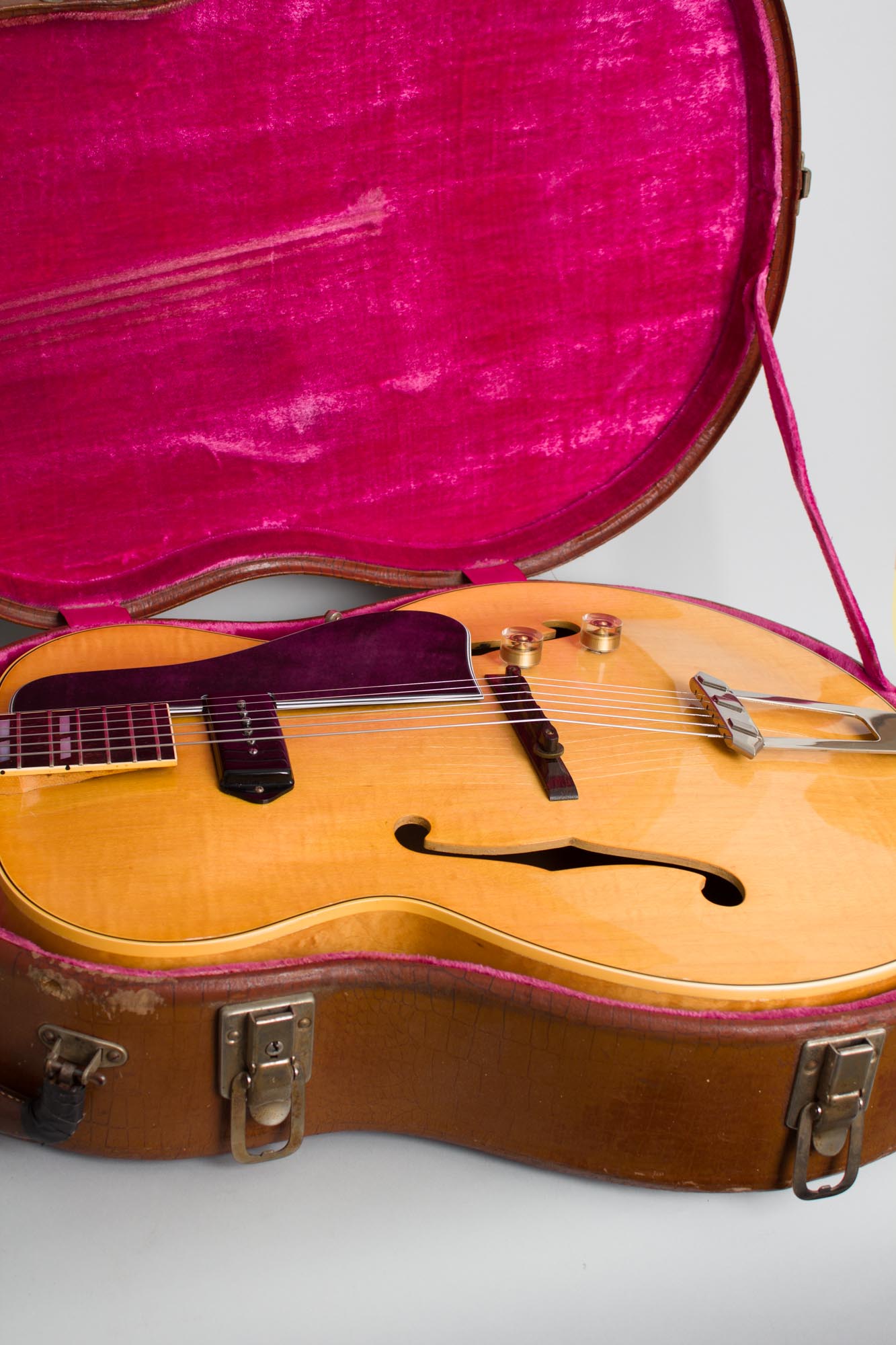 Gibson ES-300N Arch Top Hollow Body Electric Guitar (1947-8)