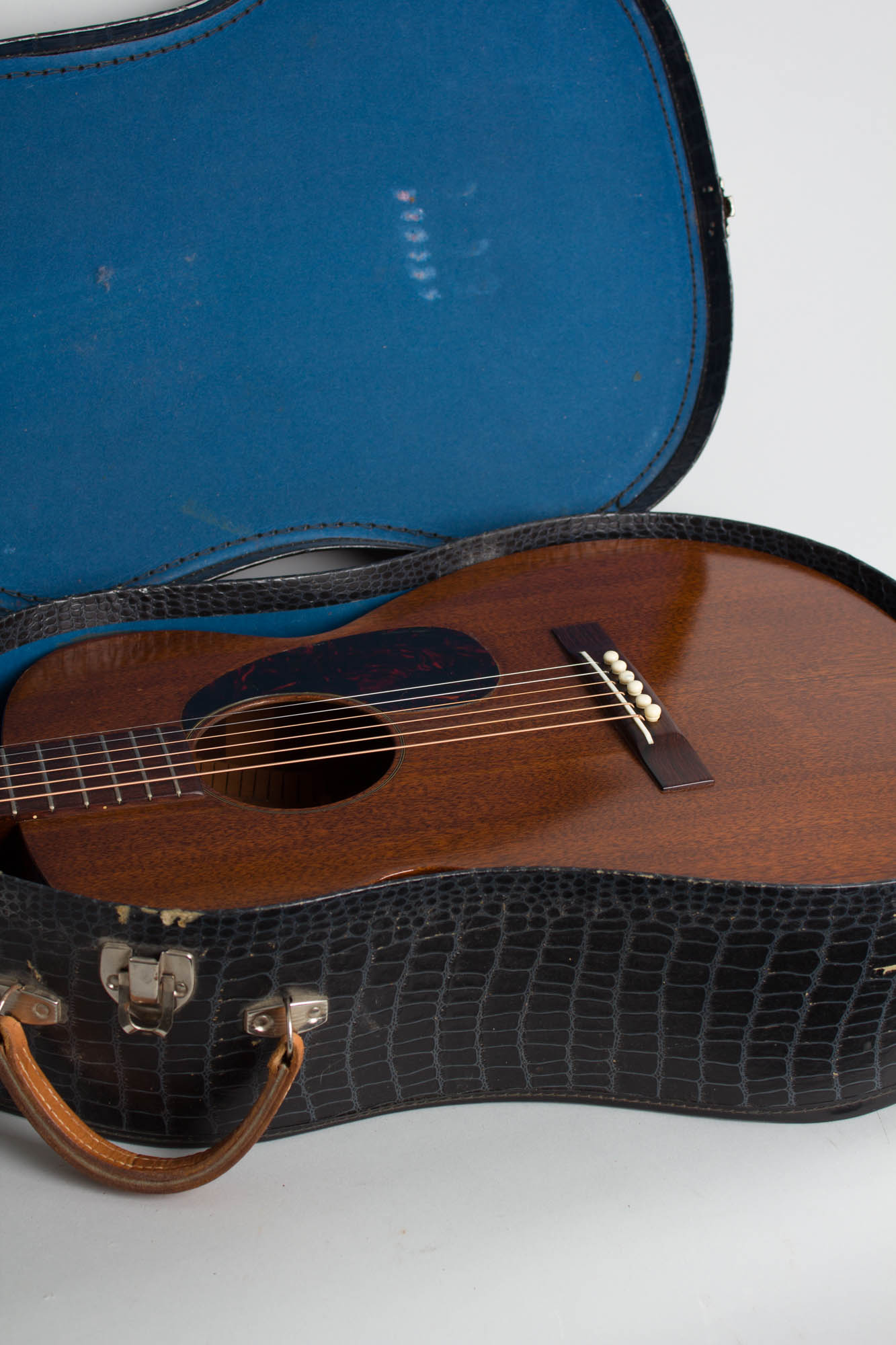 C. F. Martin 0-15 Flat Top Acoustic Guitar (1960)