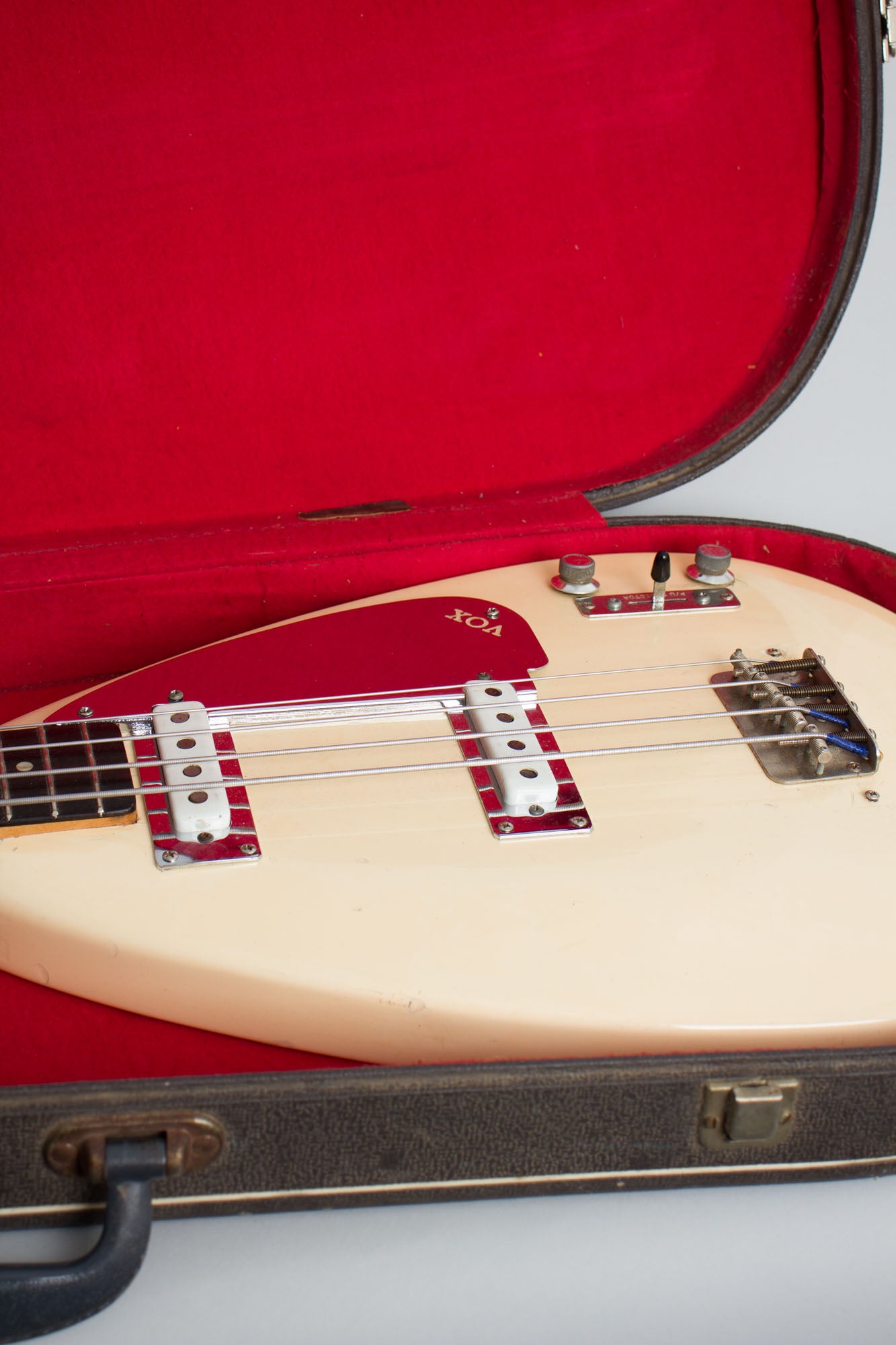 Vox Mark IV/Dallas Arbiter Model 4535 Solid Body Electric Bass Guitar (1965/1968)